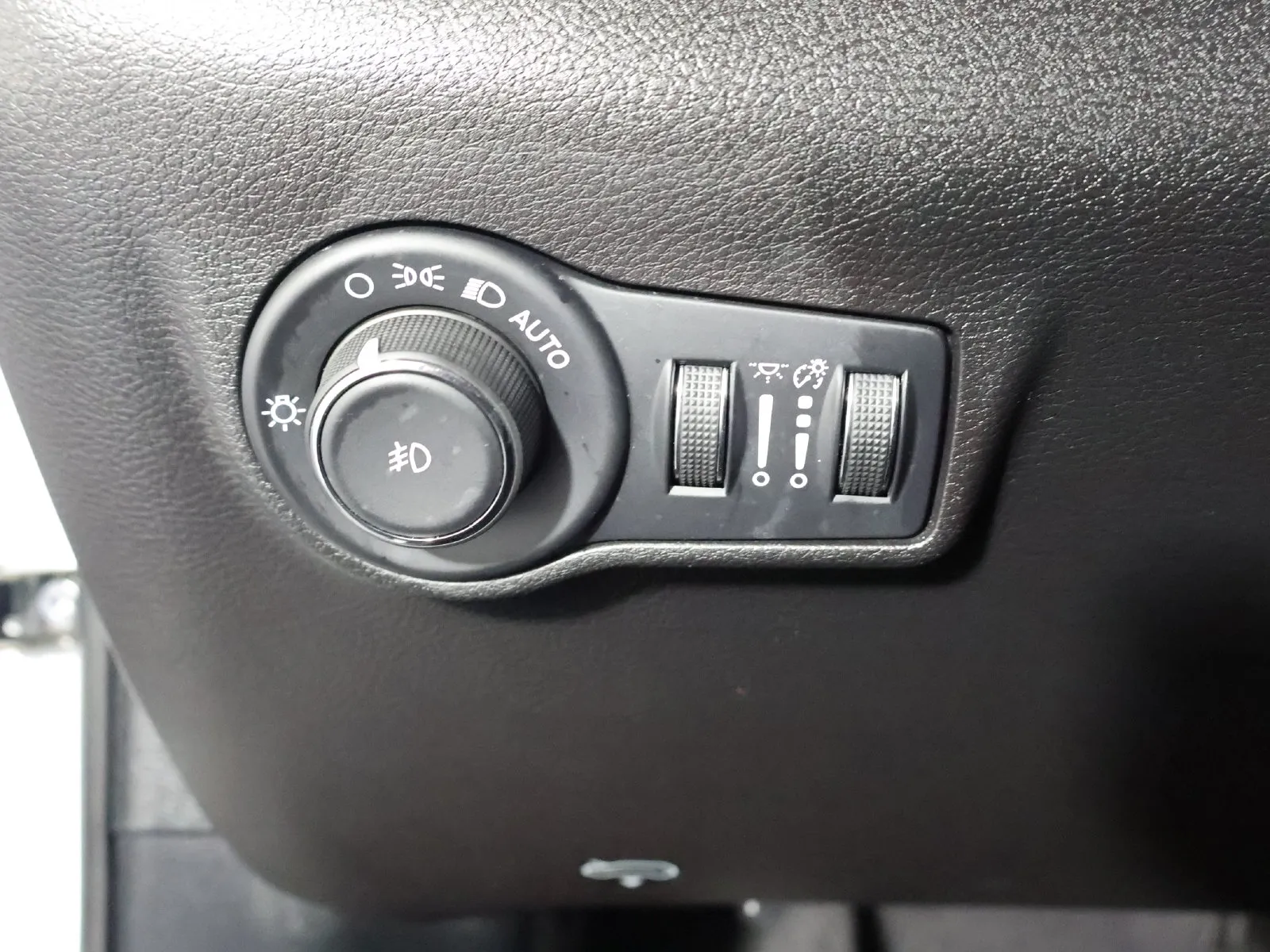 Jeep Compass photo 36
