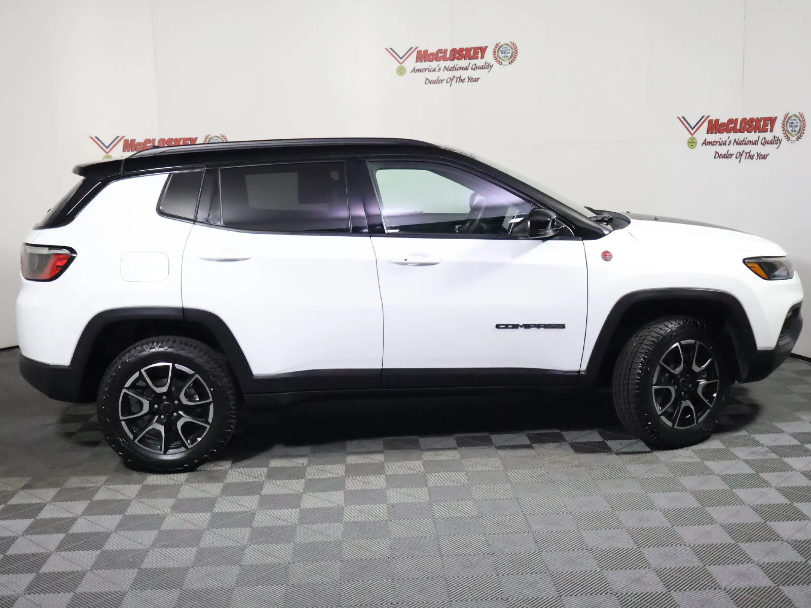 Jeep Compass photo 3