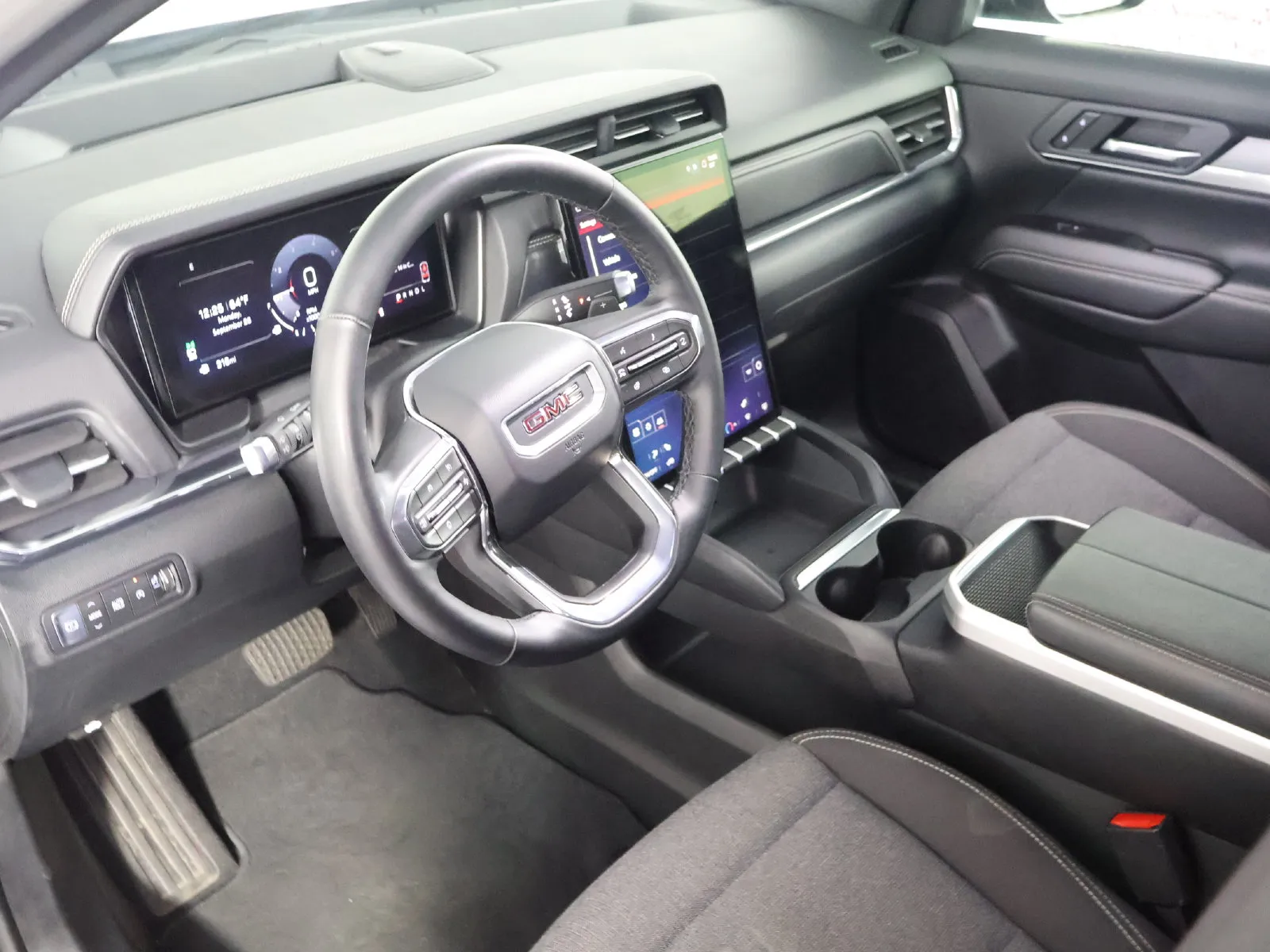 GMC Terrain photo 23
