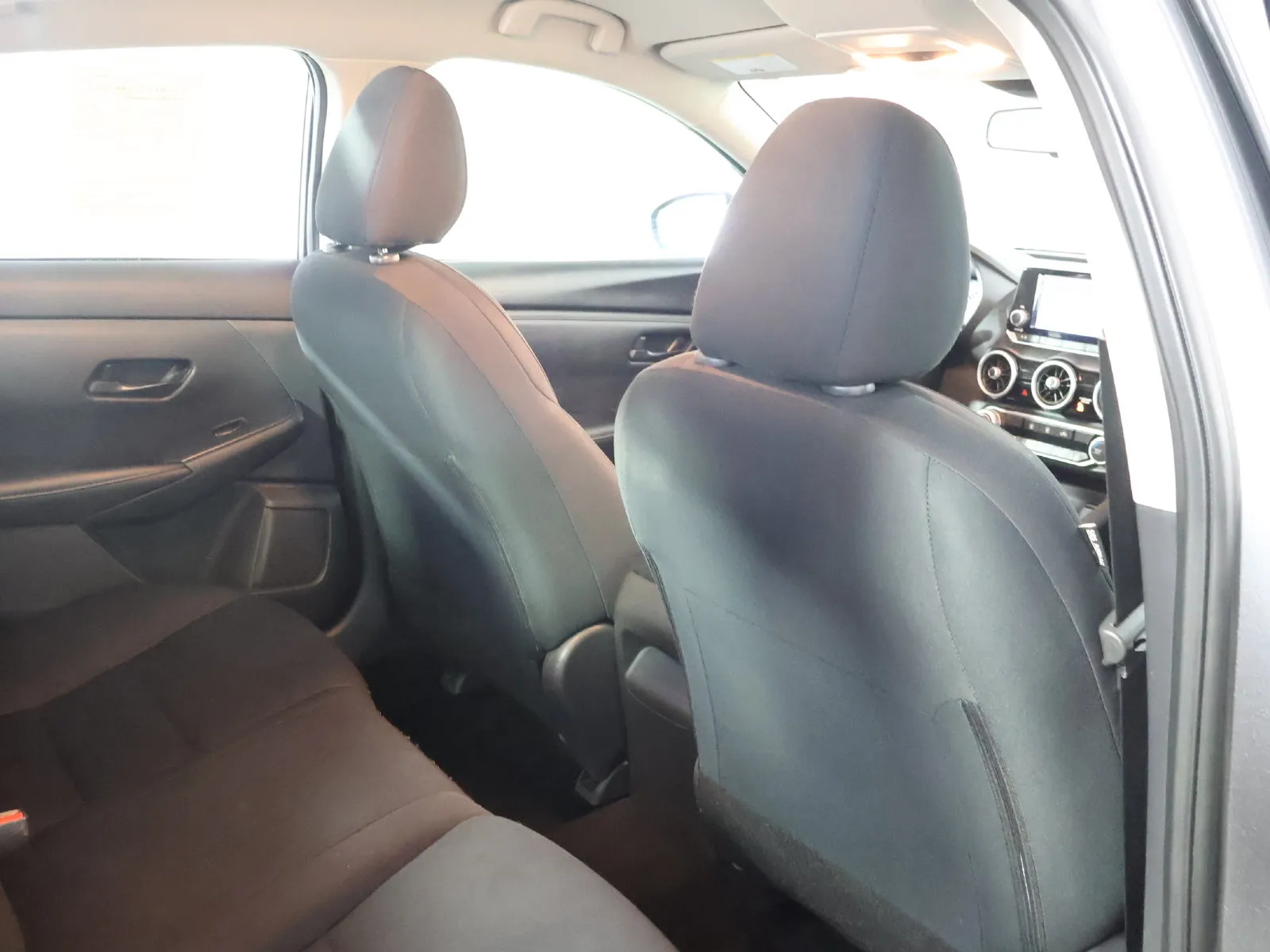 Nissan Sentra photo 43
