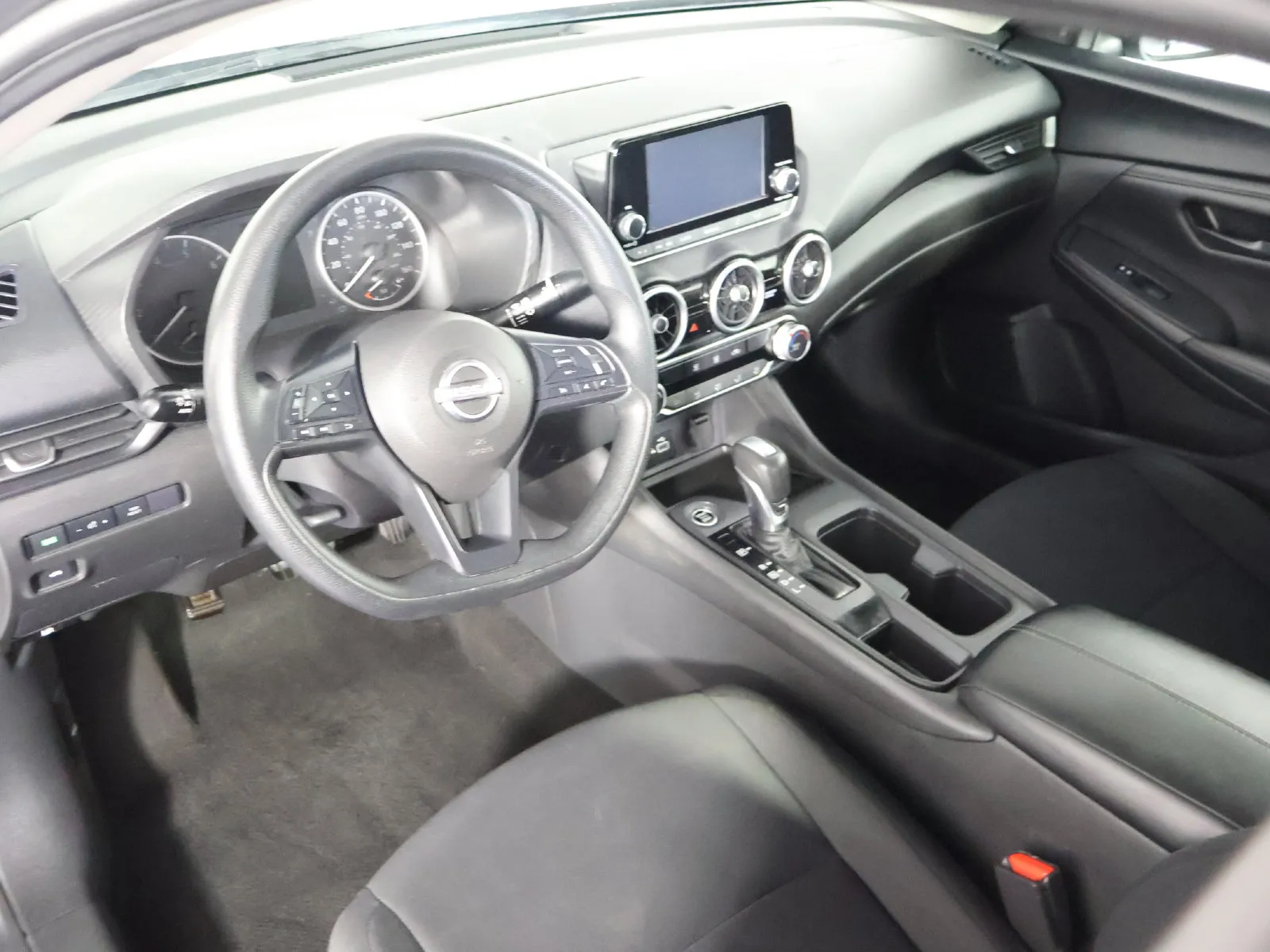 Nissan Sentra photo 23