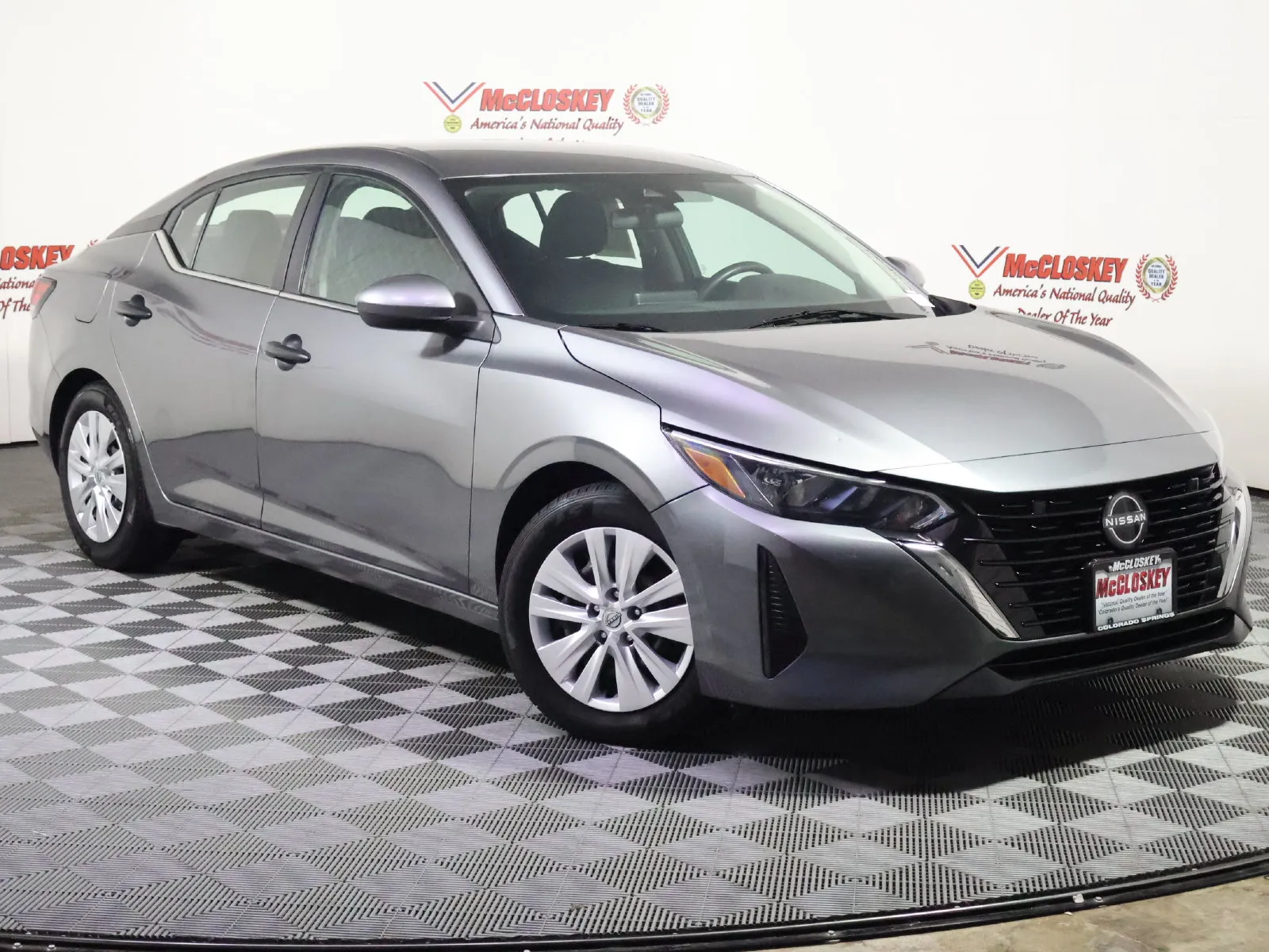 Nissan Sentra photo 2