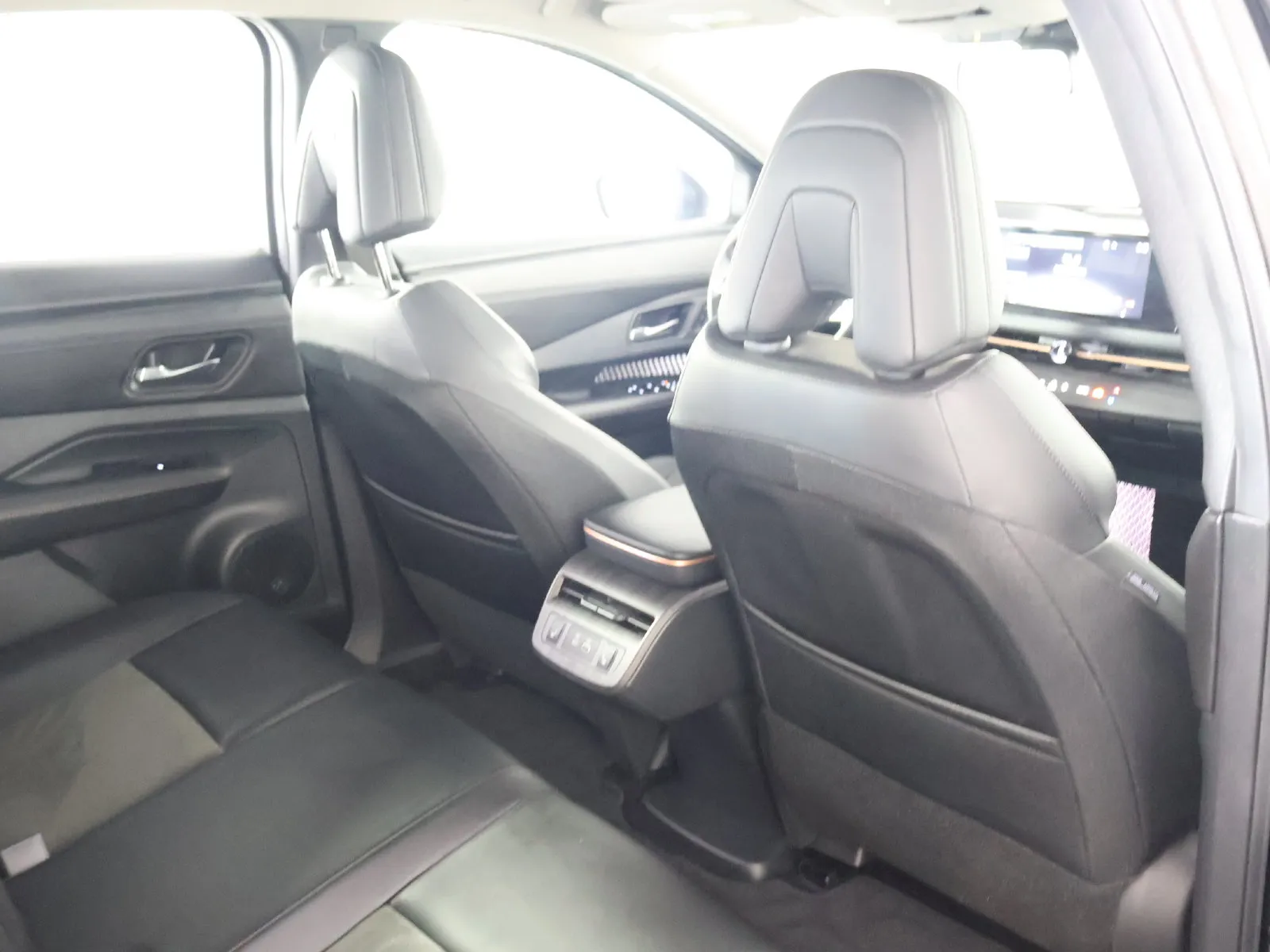 Nissan Ariya photo 46