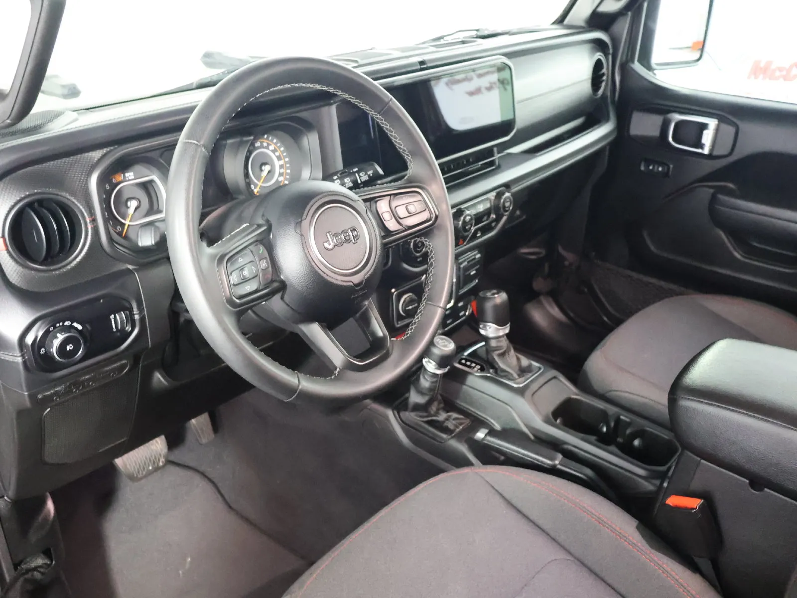 Jeep Wrangler photo 17