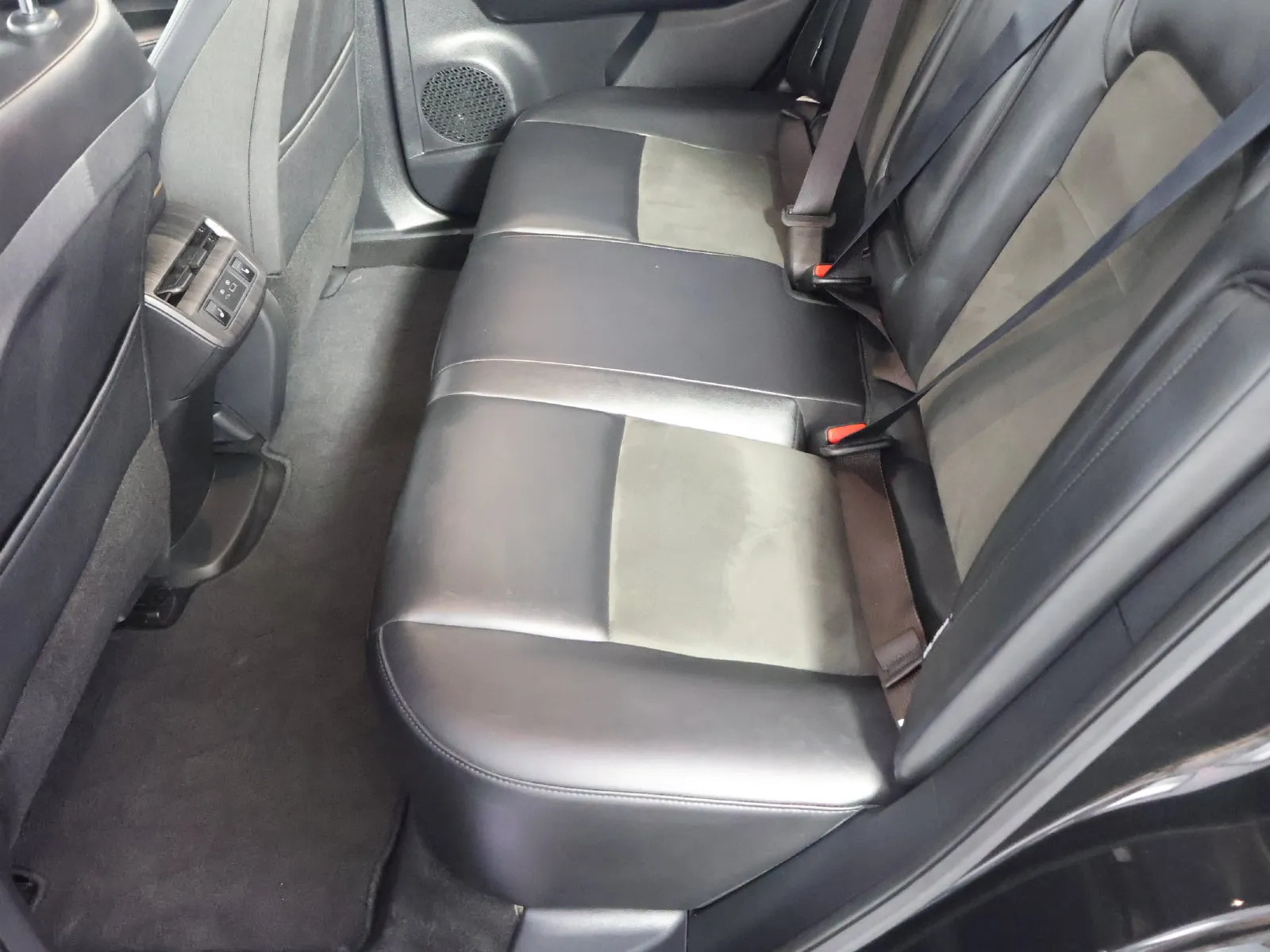 Nissan Ariya photo 43
