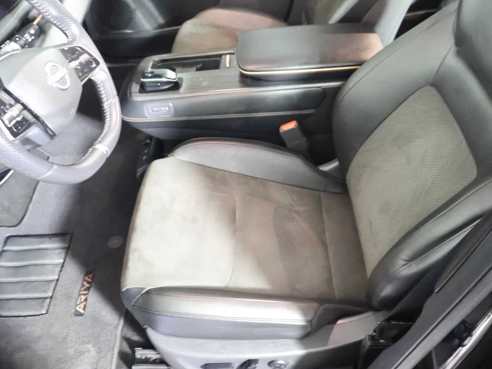 Nissan Ariya photo 27