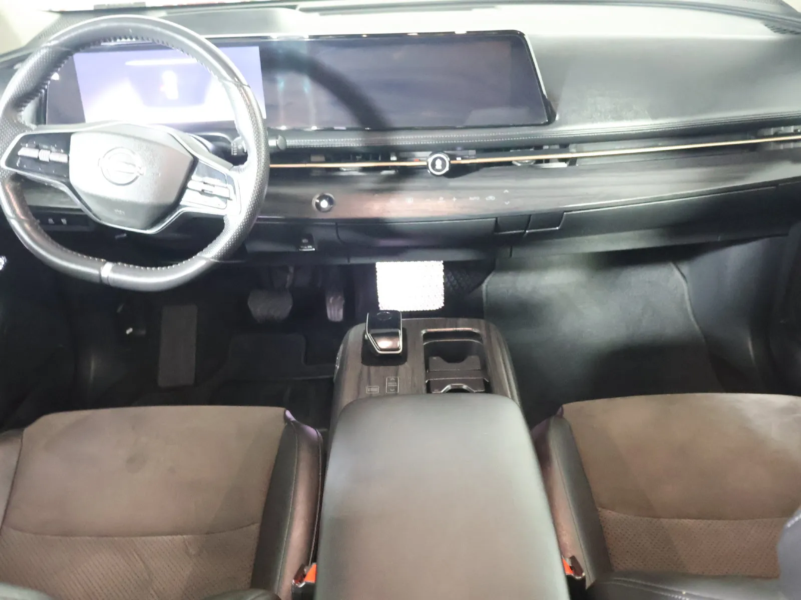 Nissan Ariya photo 23