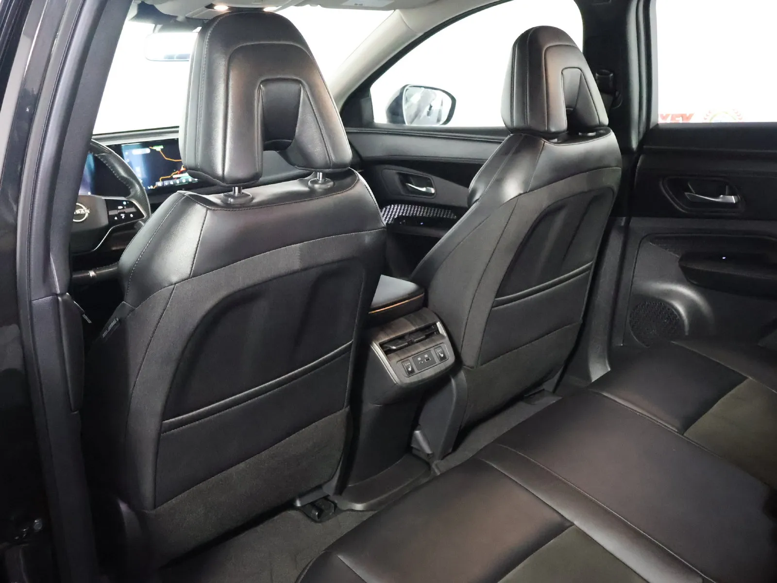 Nissan Ariya photo 42