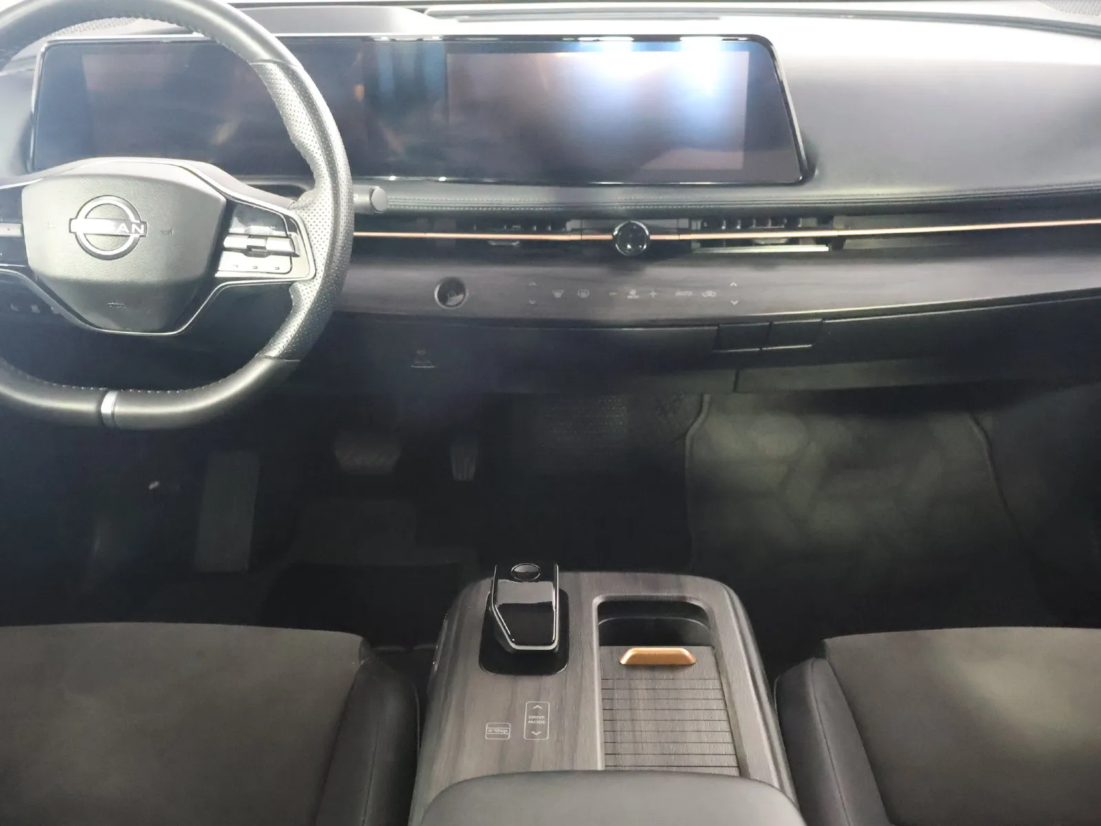 Nissan Ariya photo 20