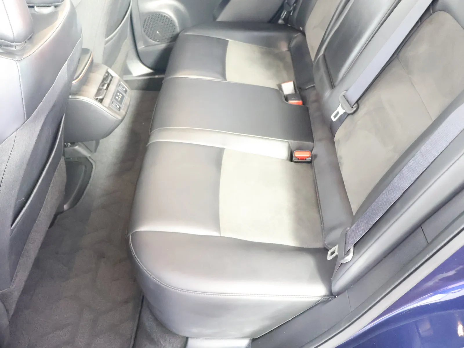 Nissan Ariya photo 39