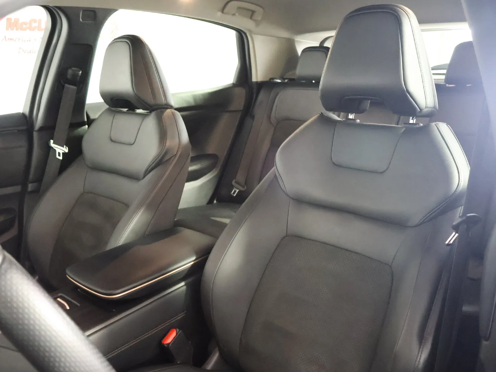 Nissan Ariya photo 27
