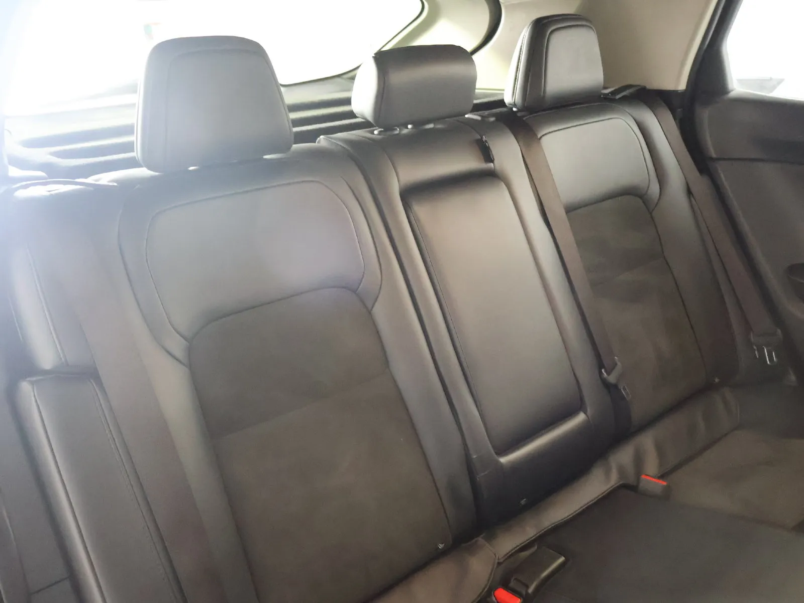 Nissan Ariya photo 50