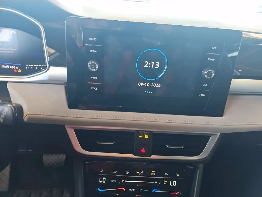 Volkswagen Taos photo 10