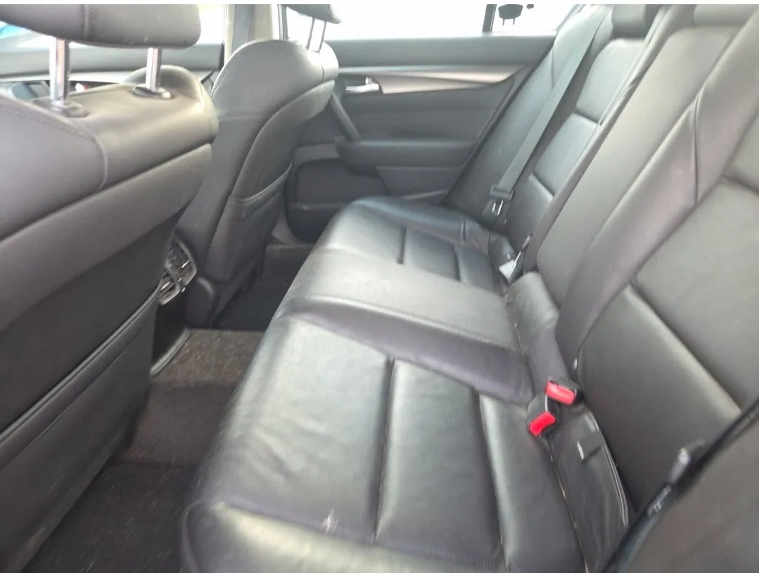 Acura TL photo 11