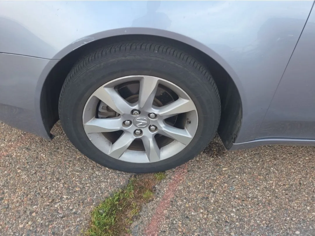 Acura TL photo 12