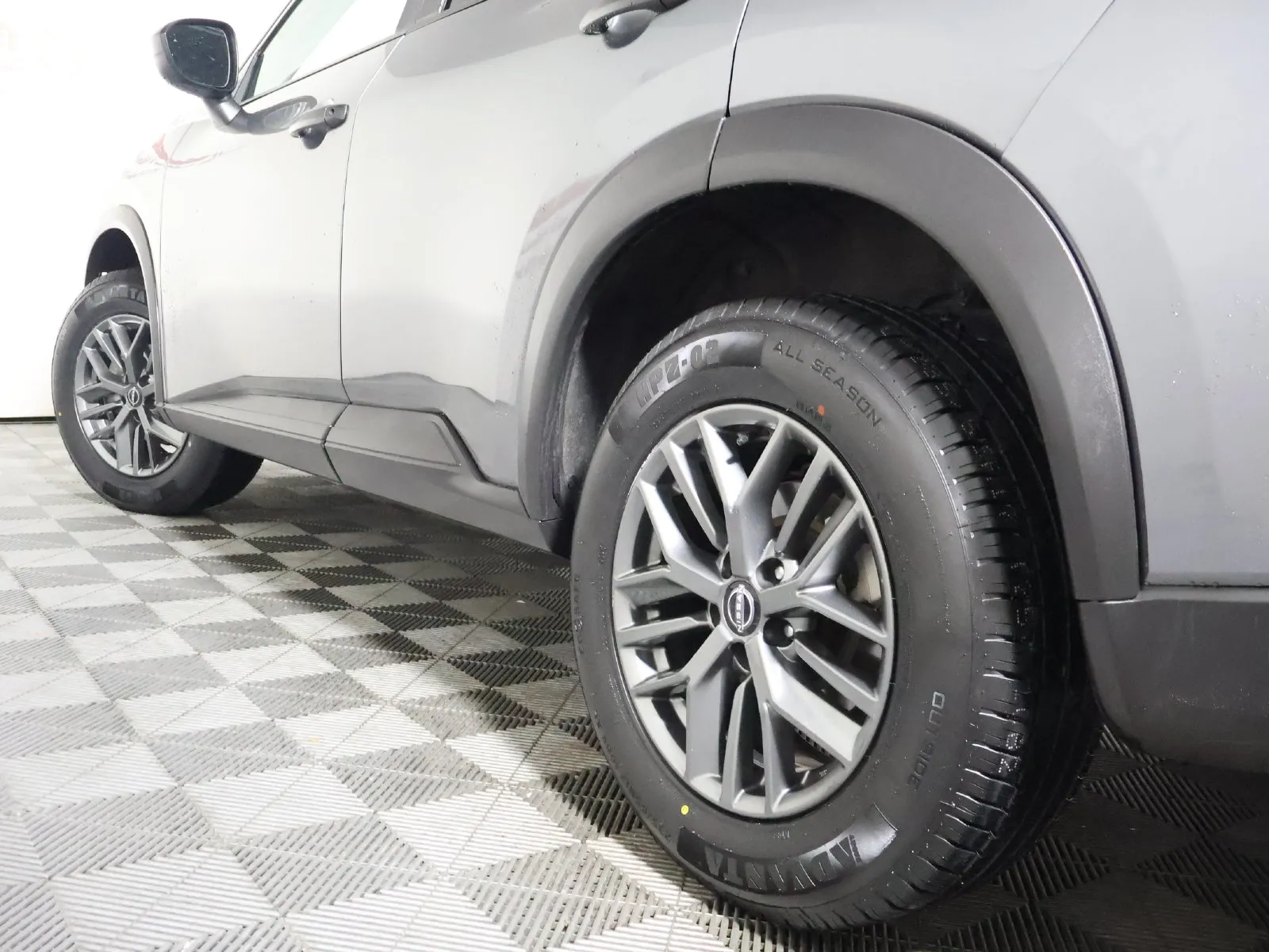 Nissan Rogue photo 12