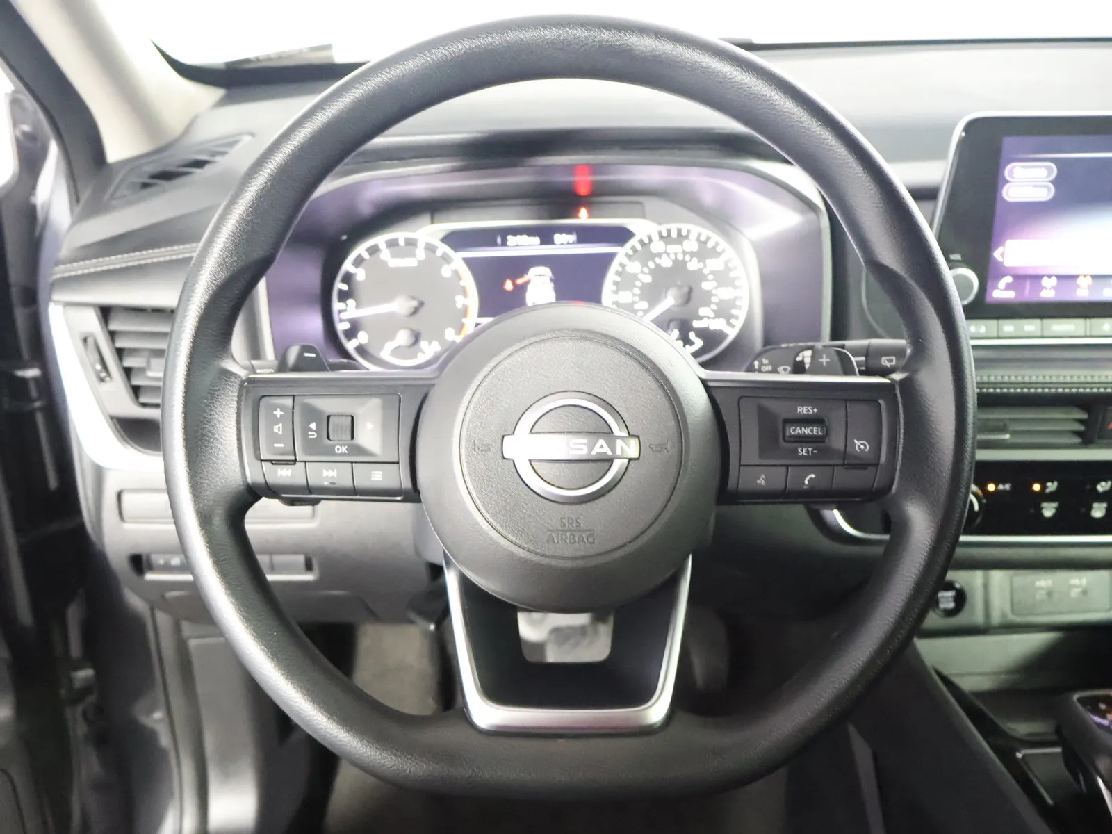 Nissan Rogue photo 39
