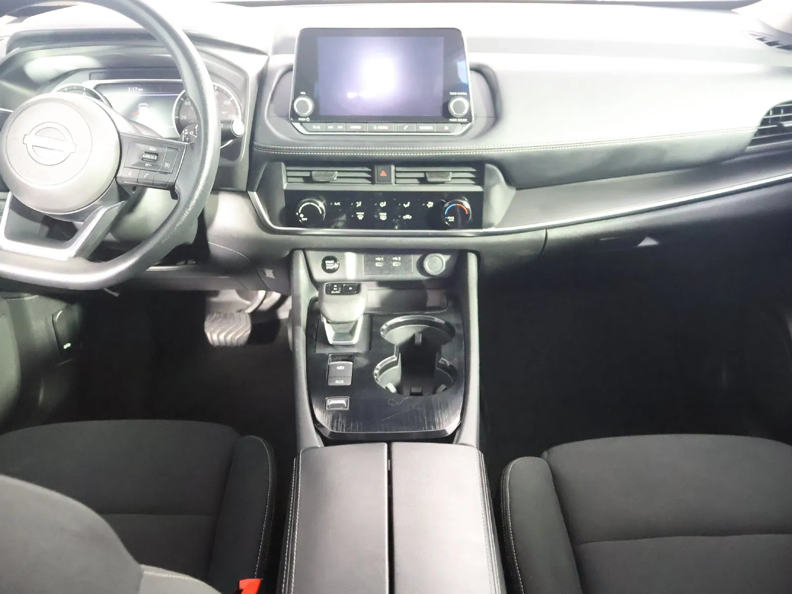 Nissan Rogue photo 35