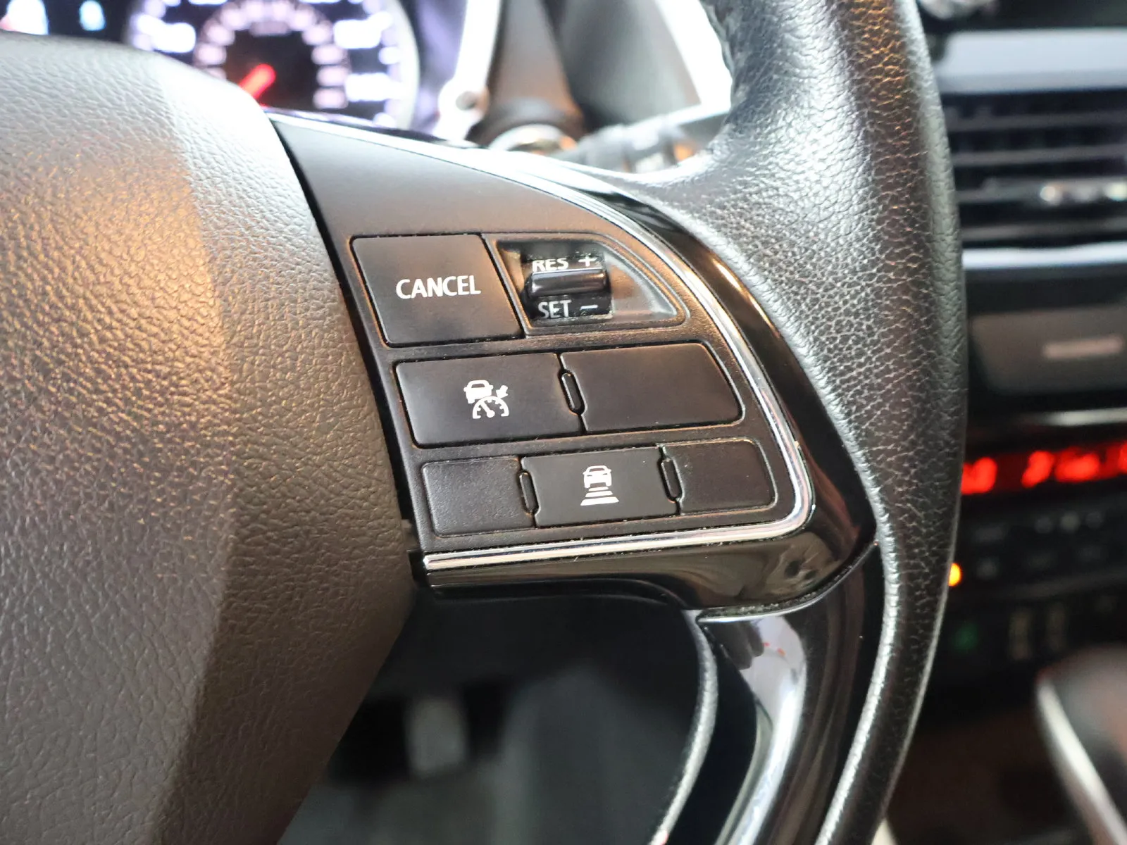 Mitsubishi Eclipse Cross photo 32