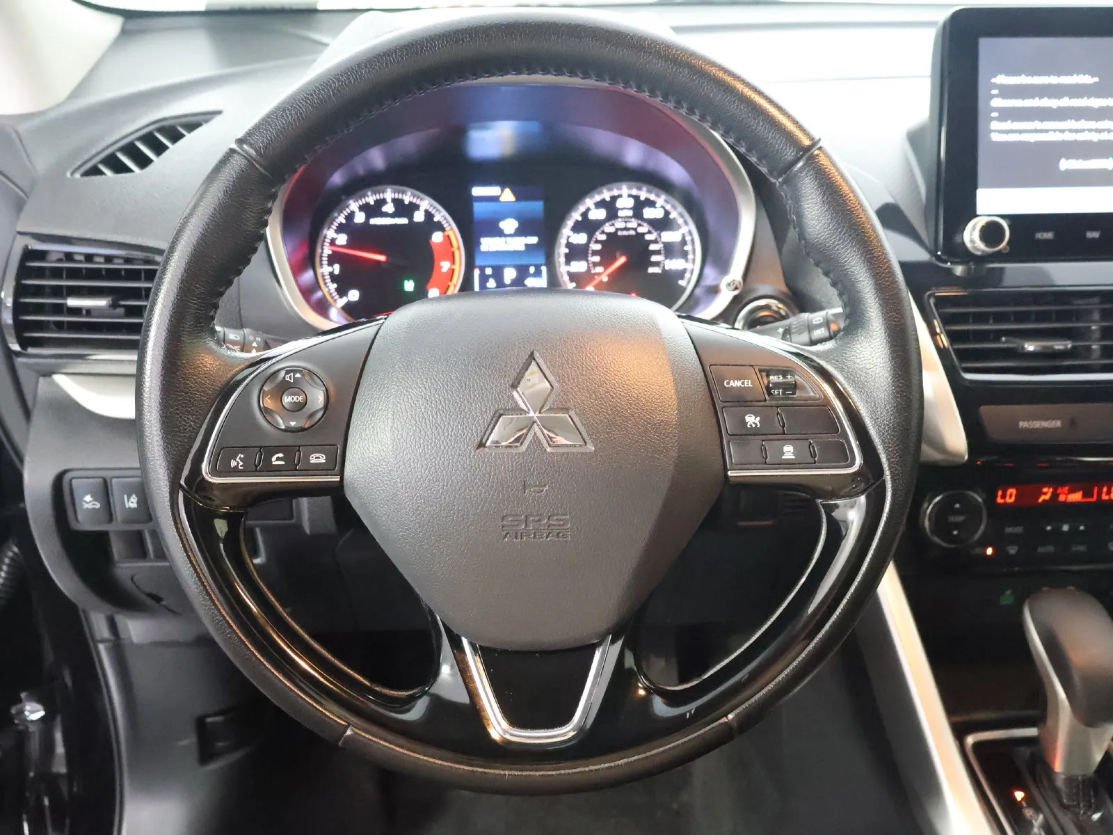Mitsubishi Eclipse Cross photo 29