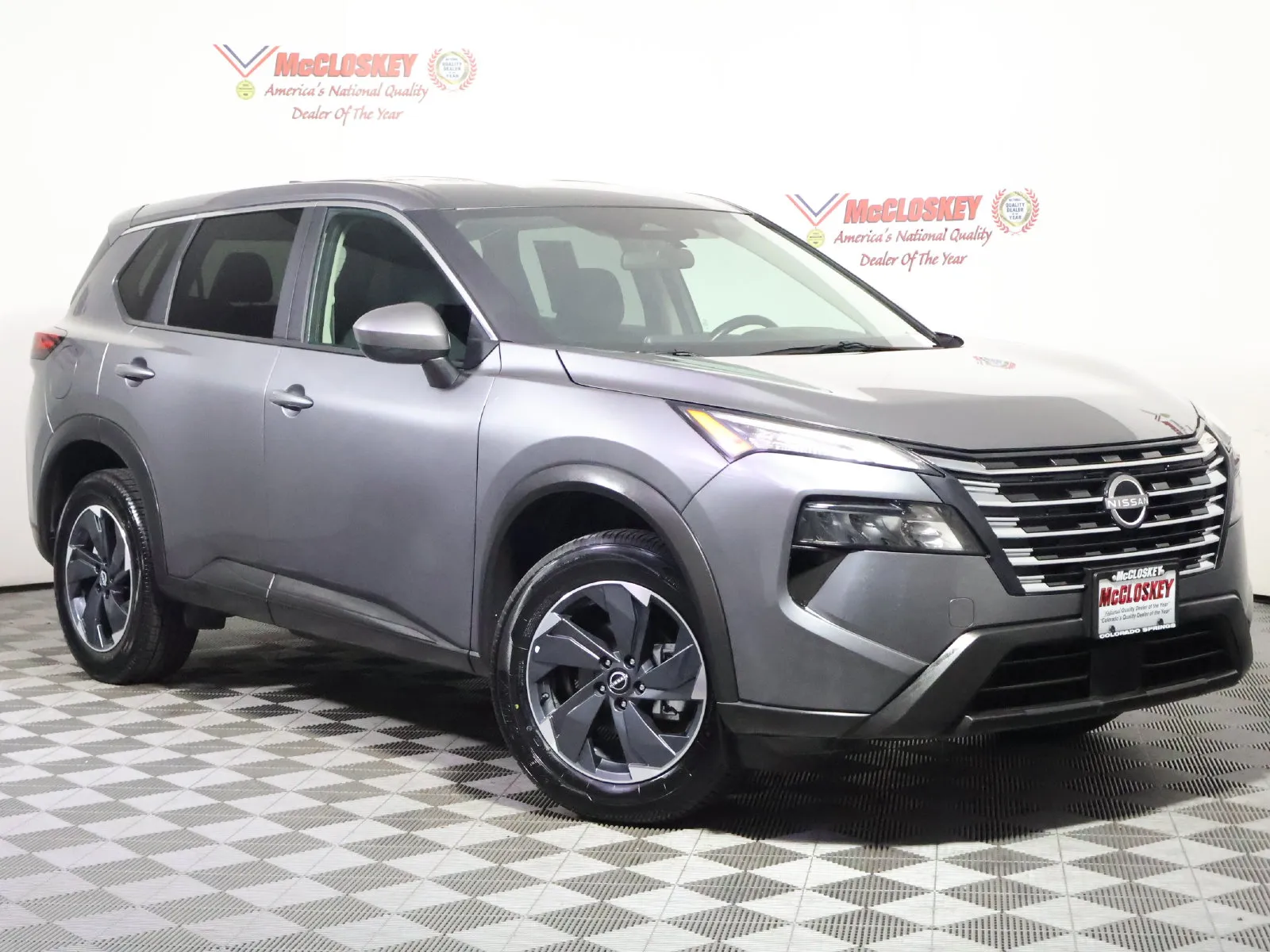 Nissan Rogue photo 2