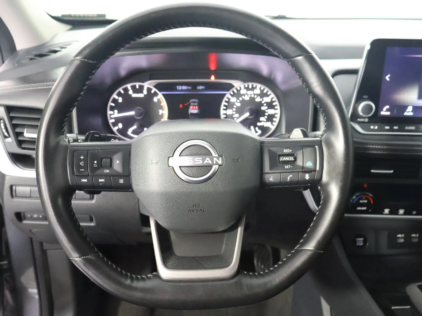 Nissan Rogue photo 33