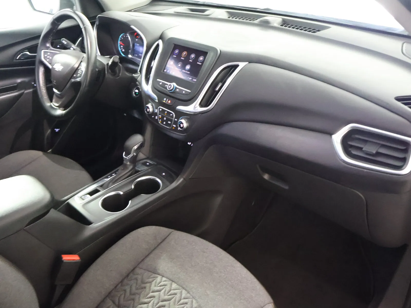 Chevrolet Equinox photo 48