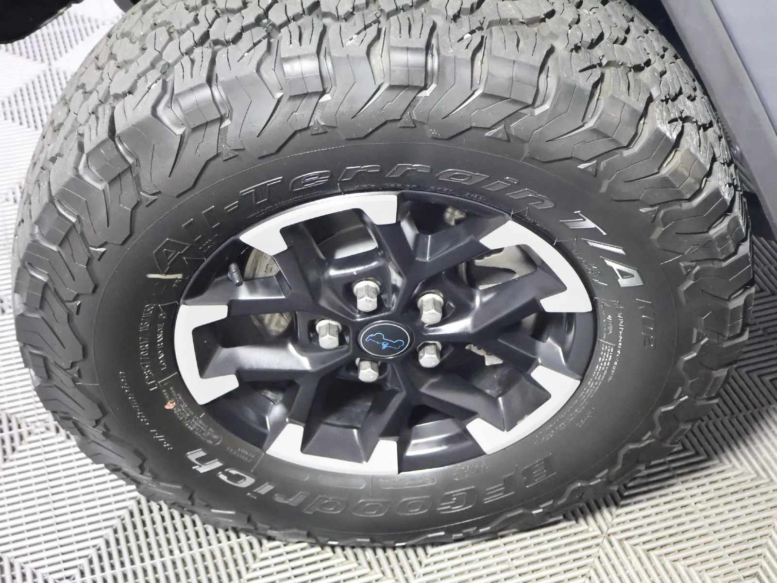 Jeep Wrangler photo 17