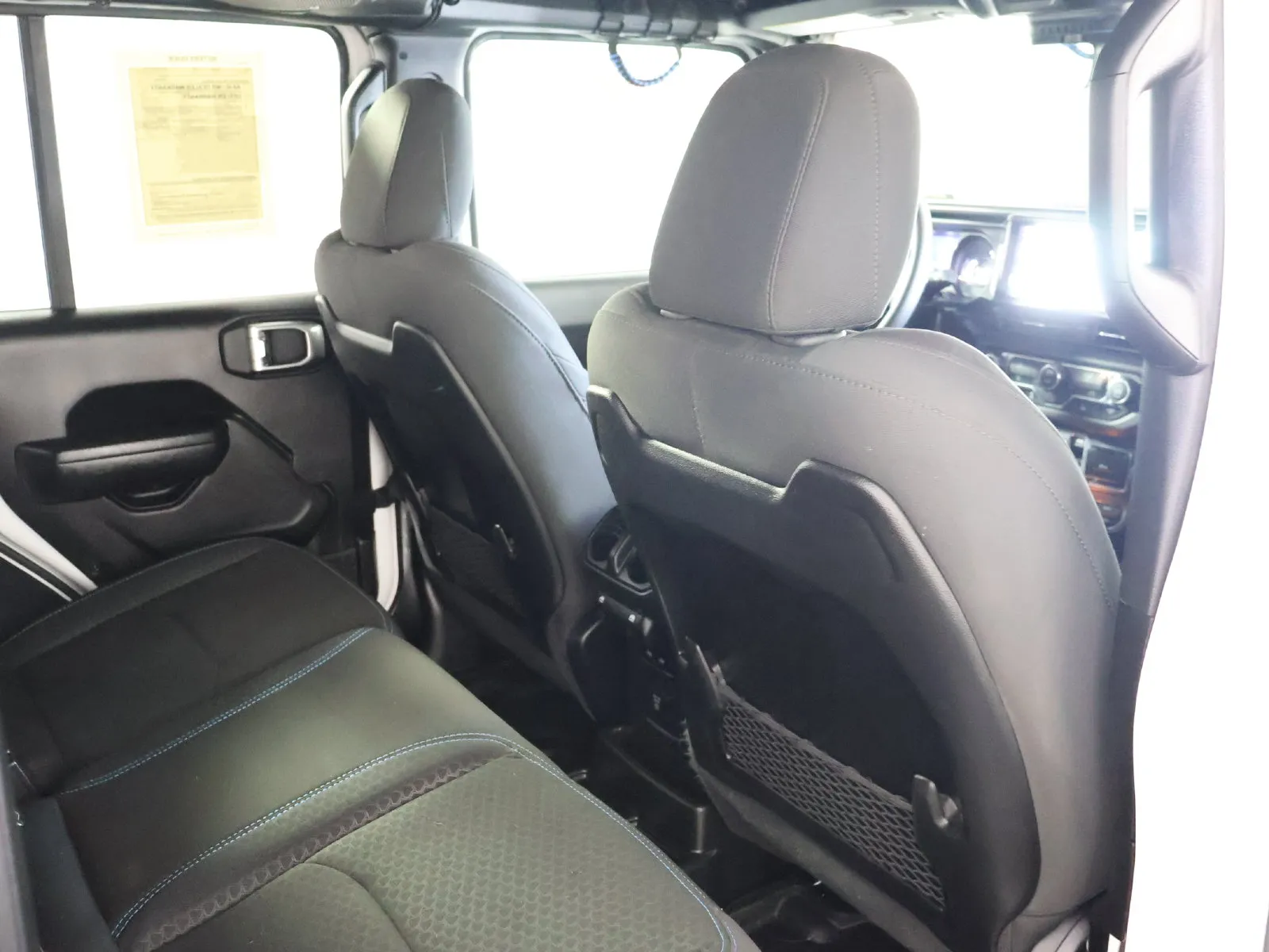 Jeep Wrangler photo 46