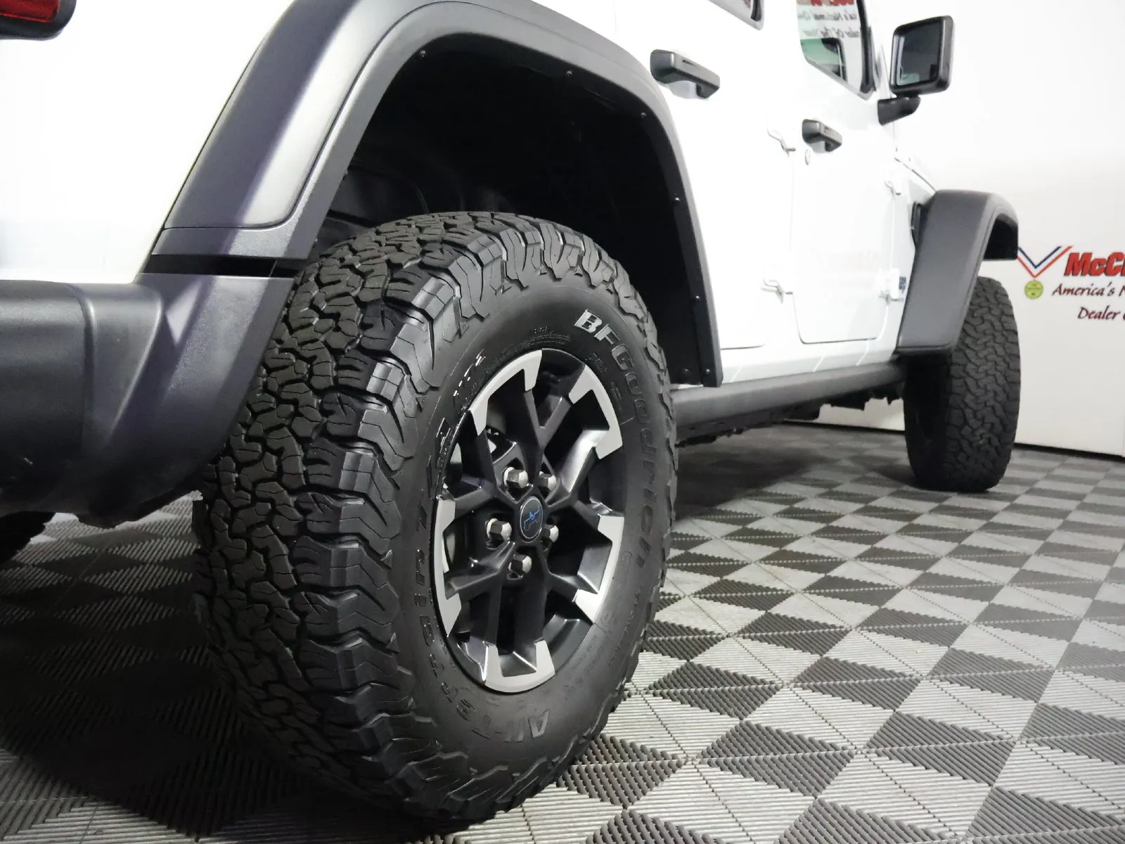 Jeep Wrangler photo 10