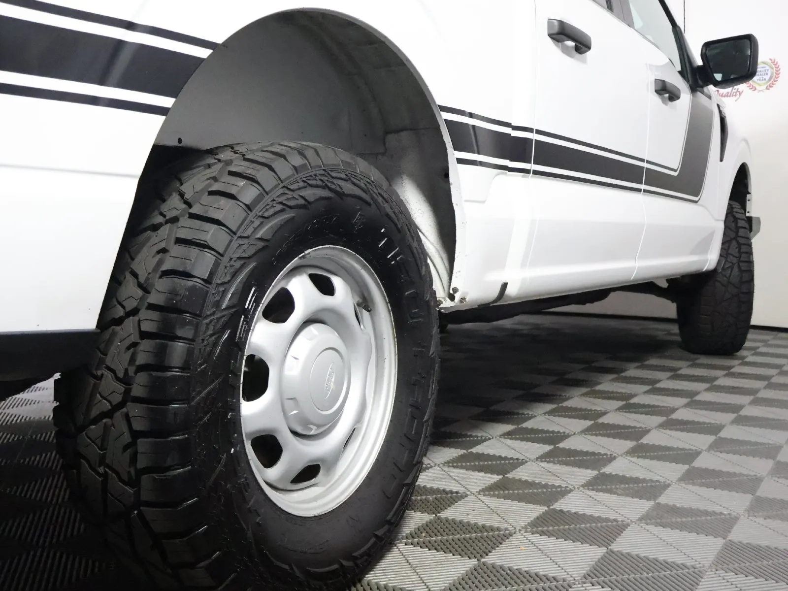 Ford F-150 photo 13