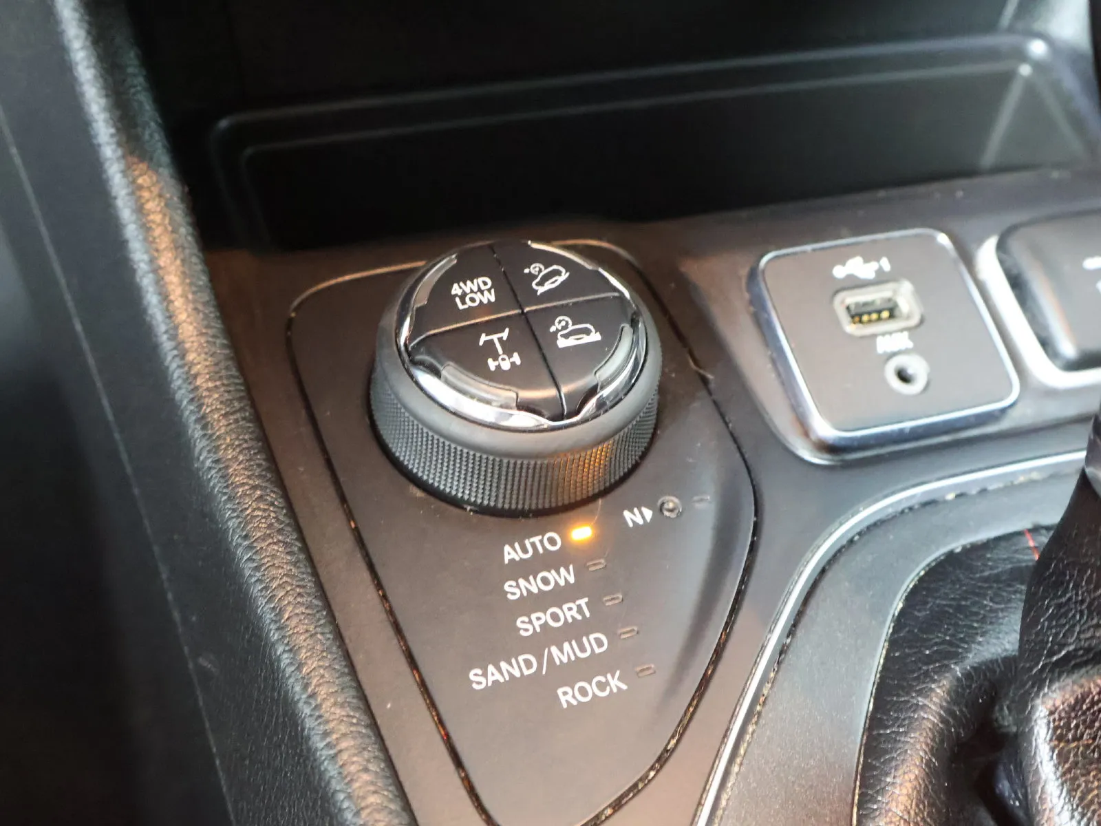 Jeep Cherokee photo 41