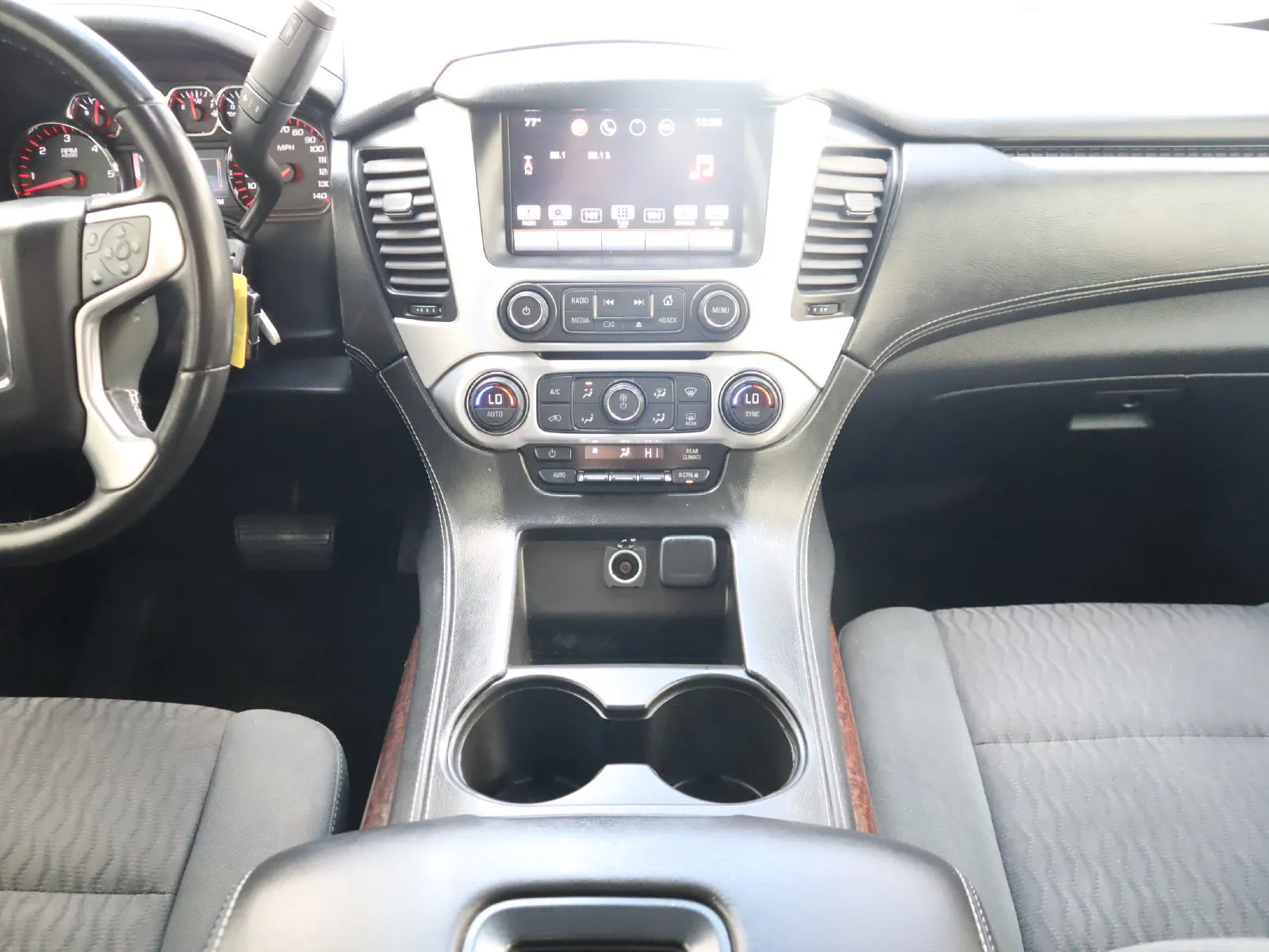 GMC Yukon XL photo 25