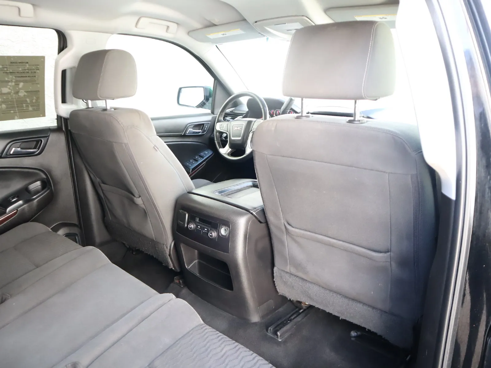 GMC Yukon XL photo 44