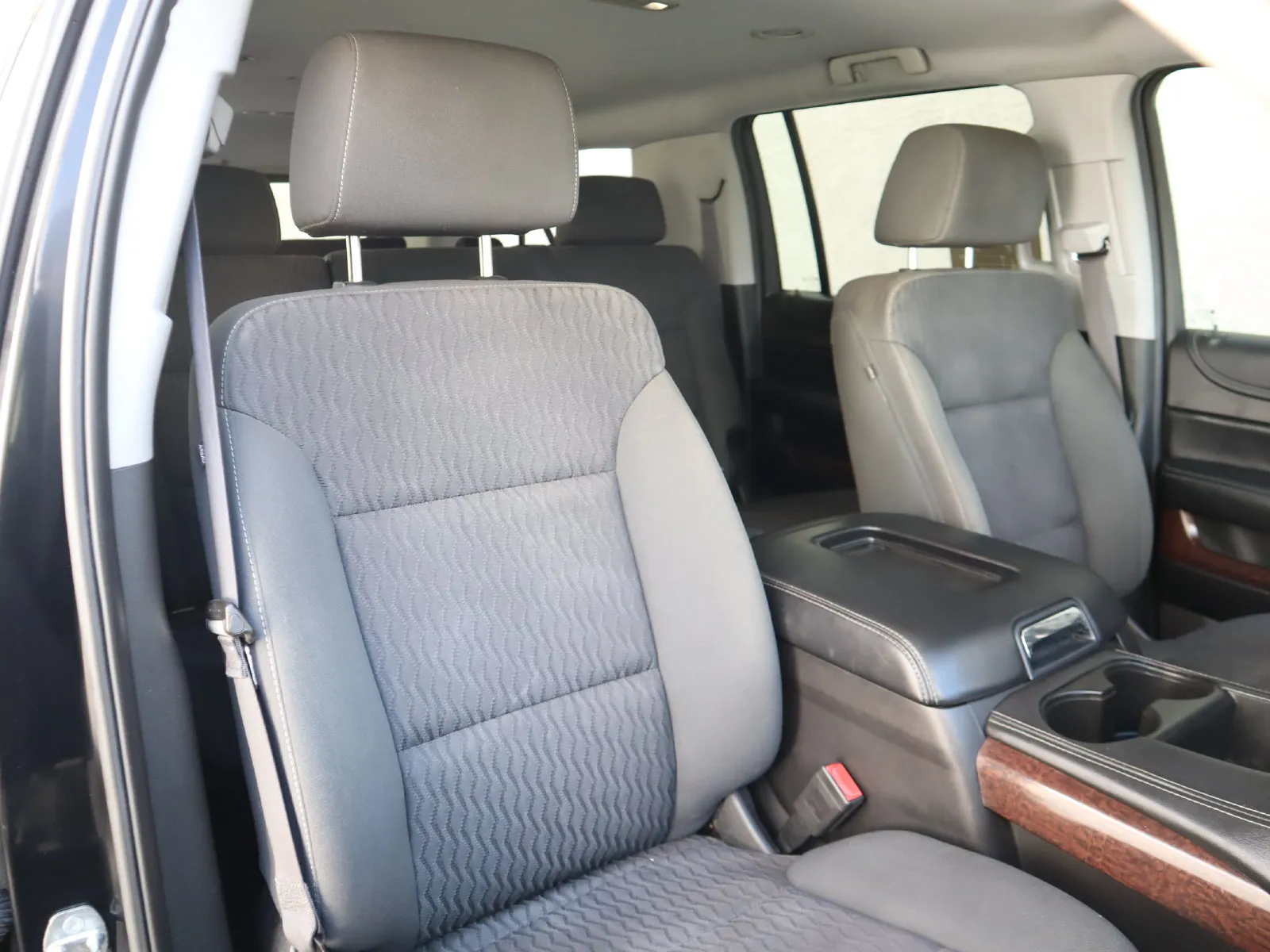 GMC Yukon XL photo 49