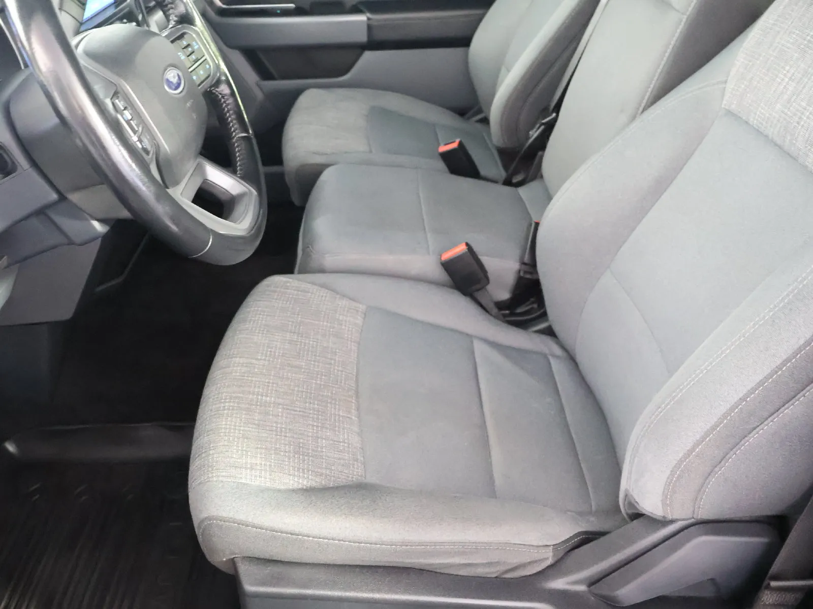 Ford F-150 photo 32