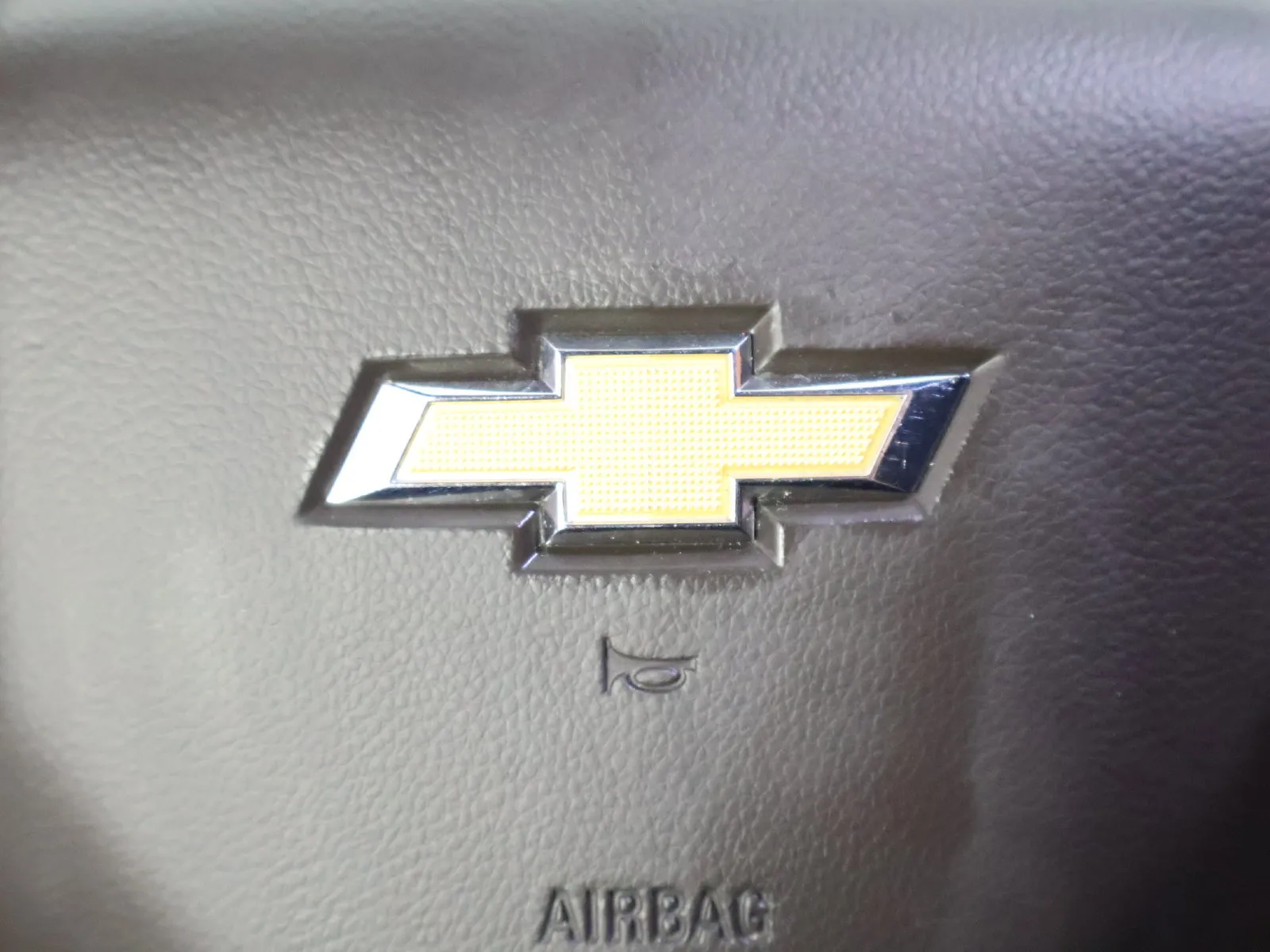 Chevrolet Silverado photo 29