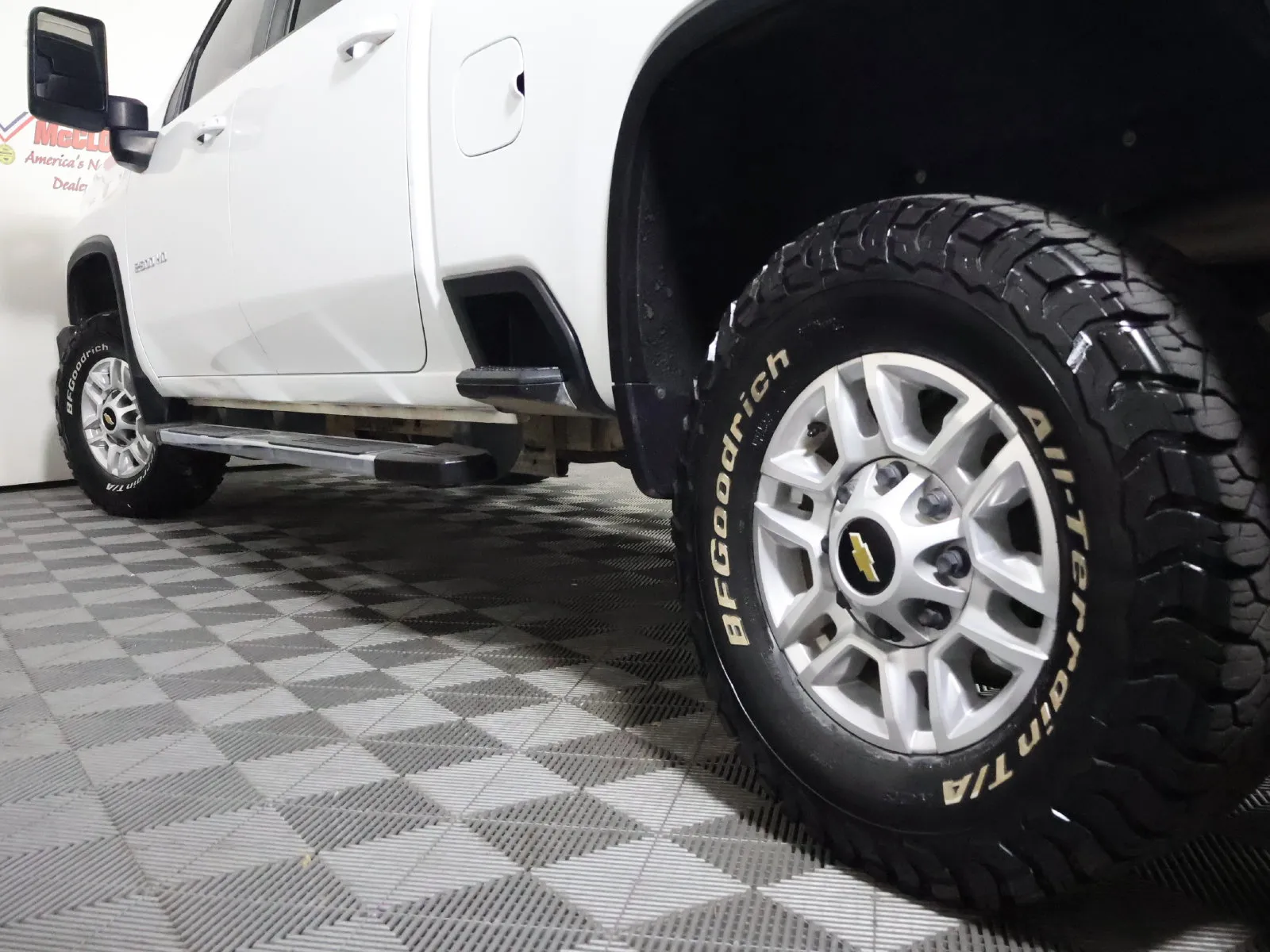 Chevrolet Silverado photo 10