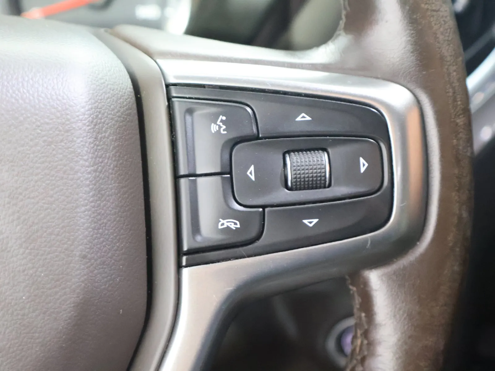 Chevrolet Silverado photo 31