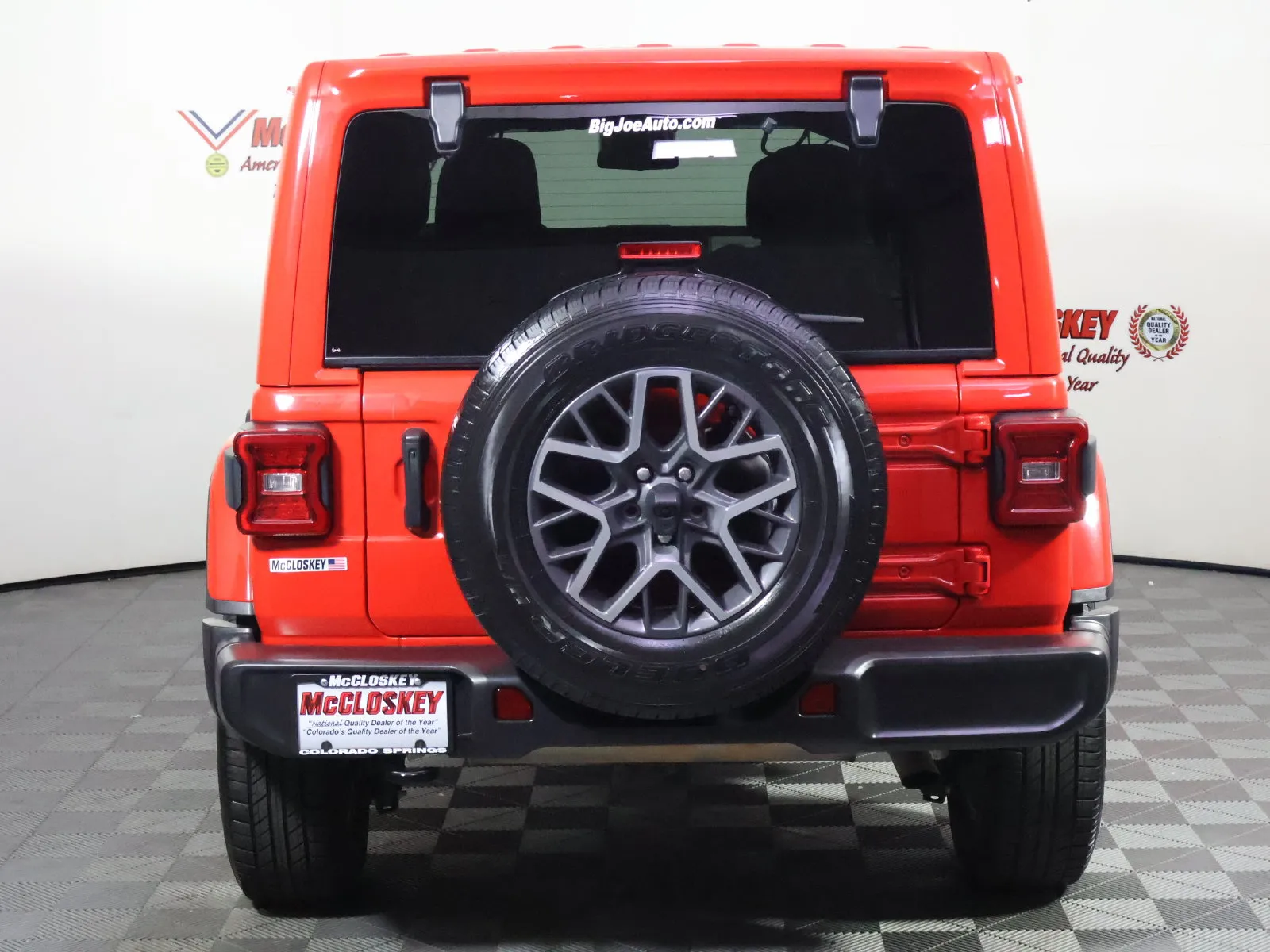 Jeep Wrangler photo 6