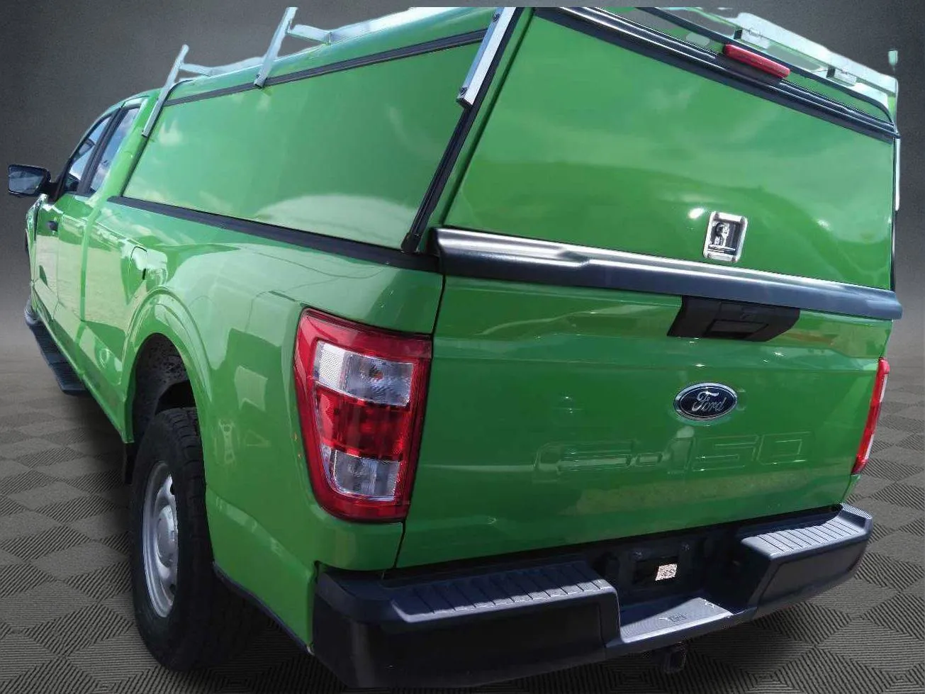 Ford F-150 photo 3