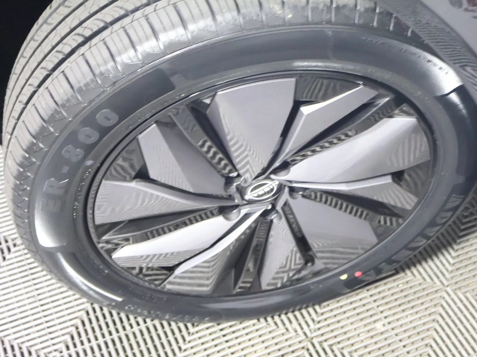 Nissan Ariya photo 19