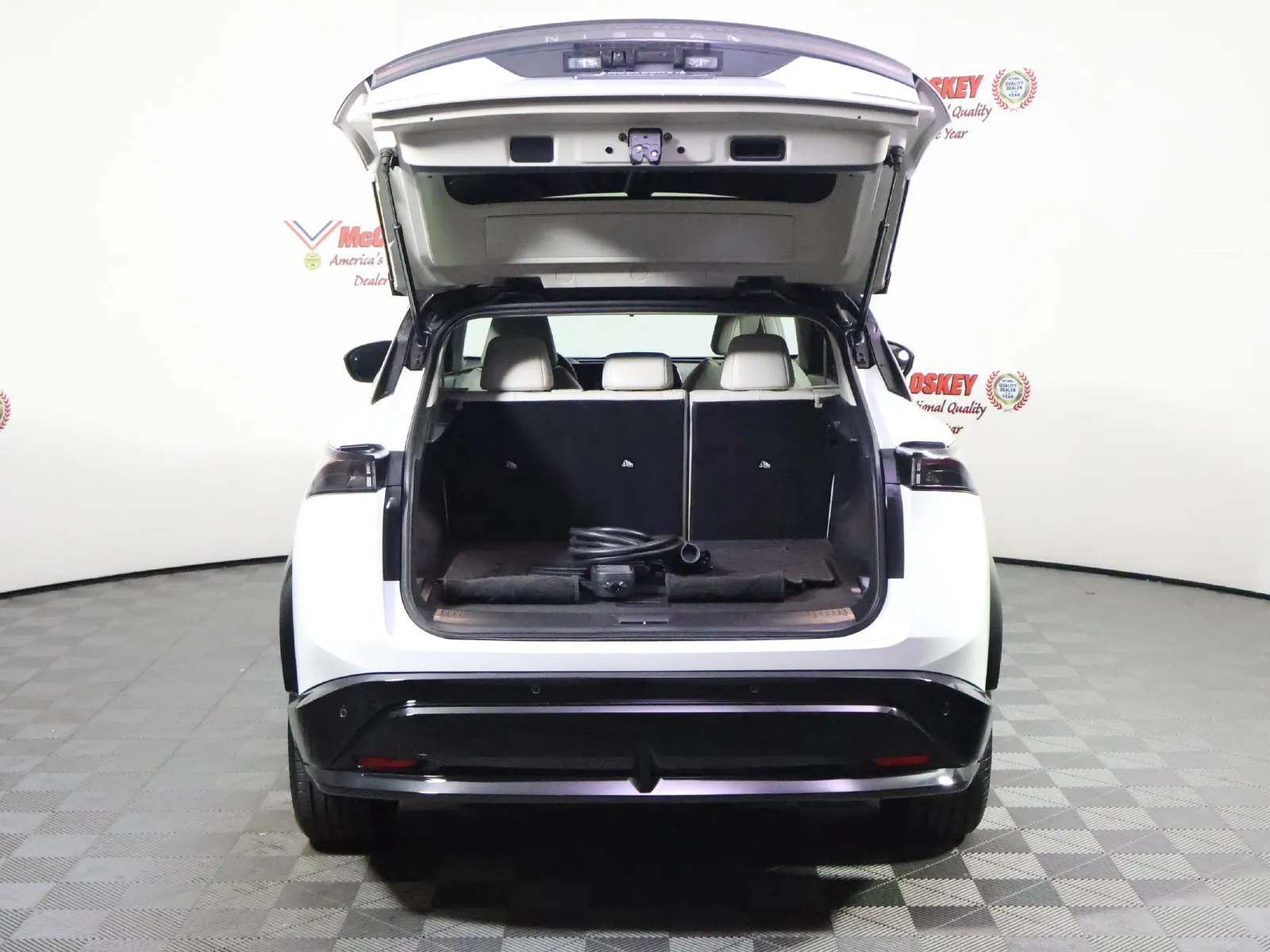 Nissan Ariya photo 11