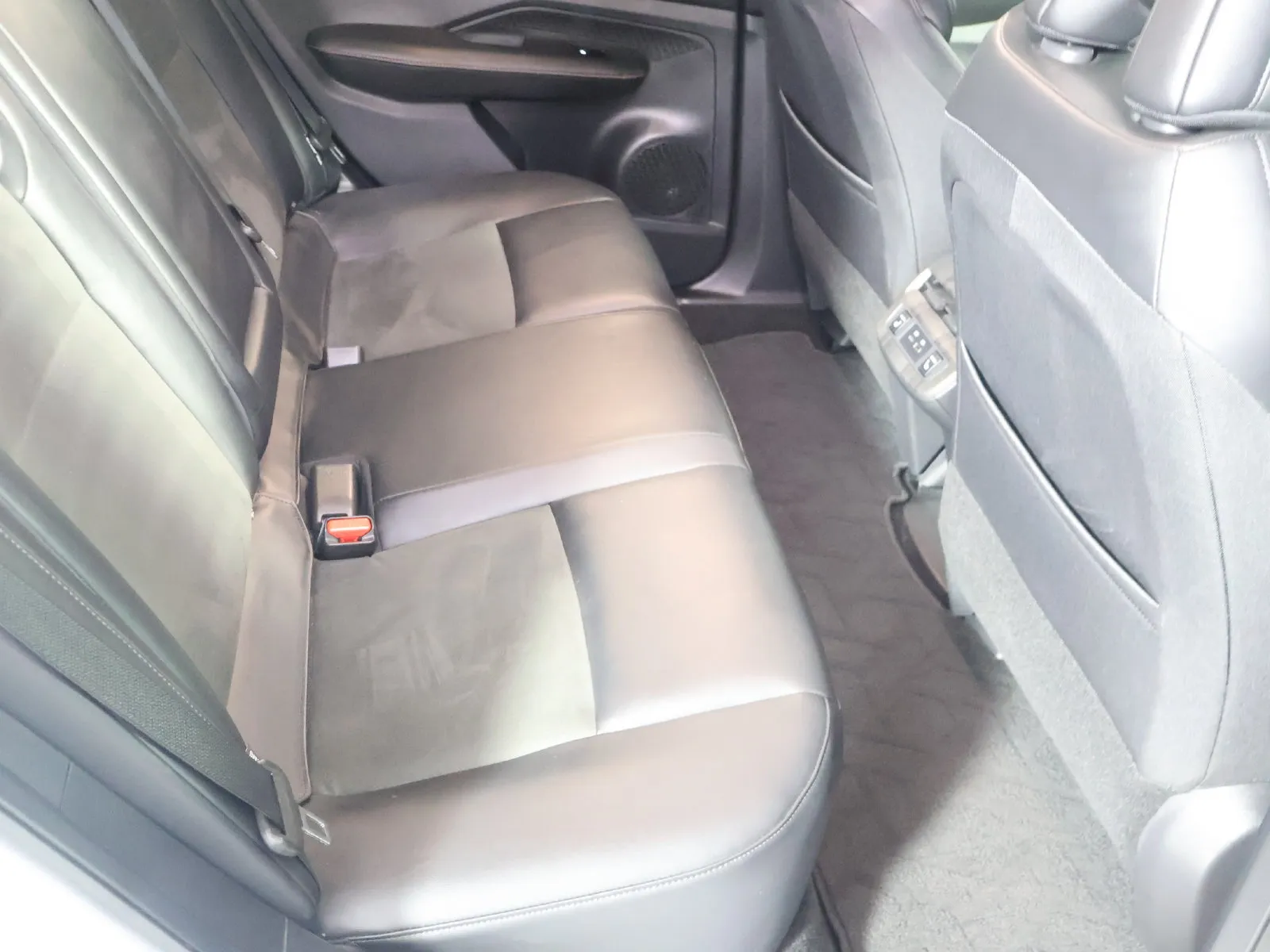 Nissan Ariya photo 48