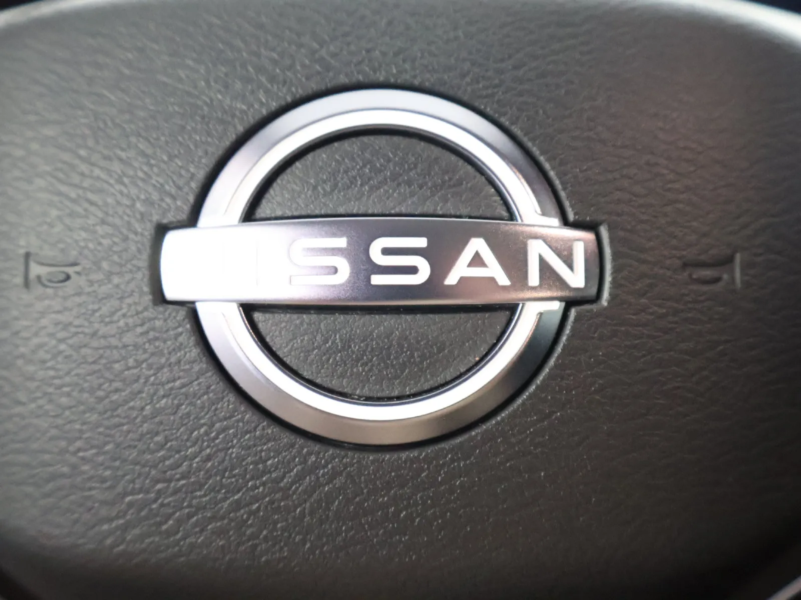 Nissan Ariya photo 34