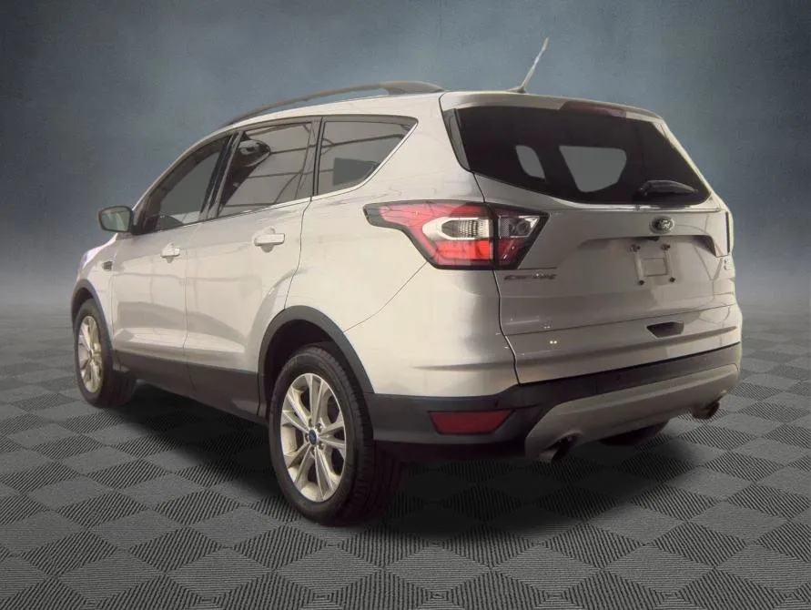 Ford Escape photo 4