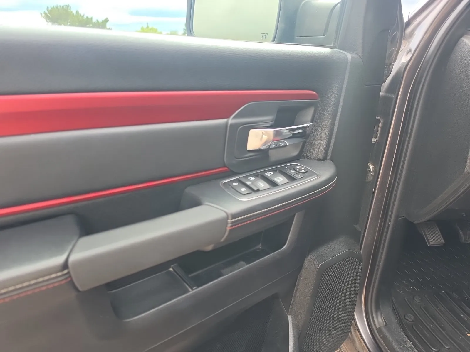 Ram 1500 photo 17