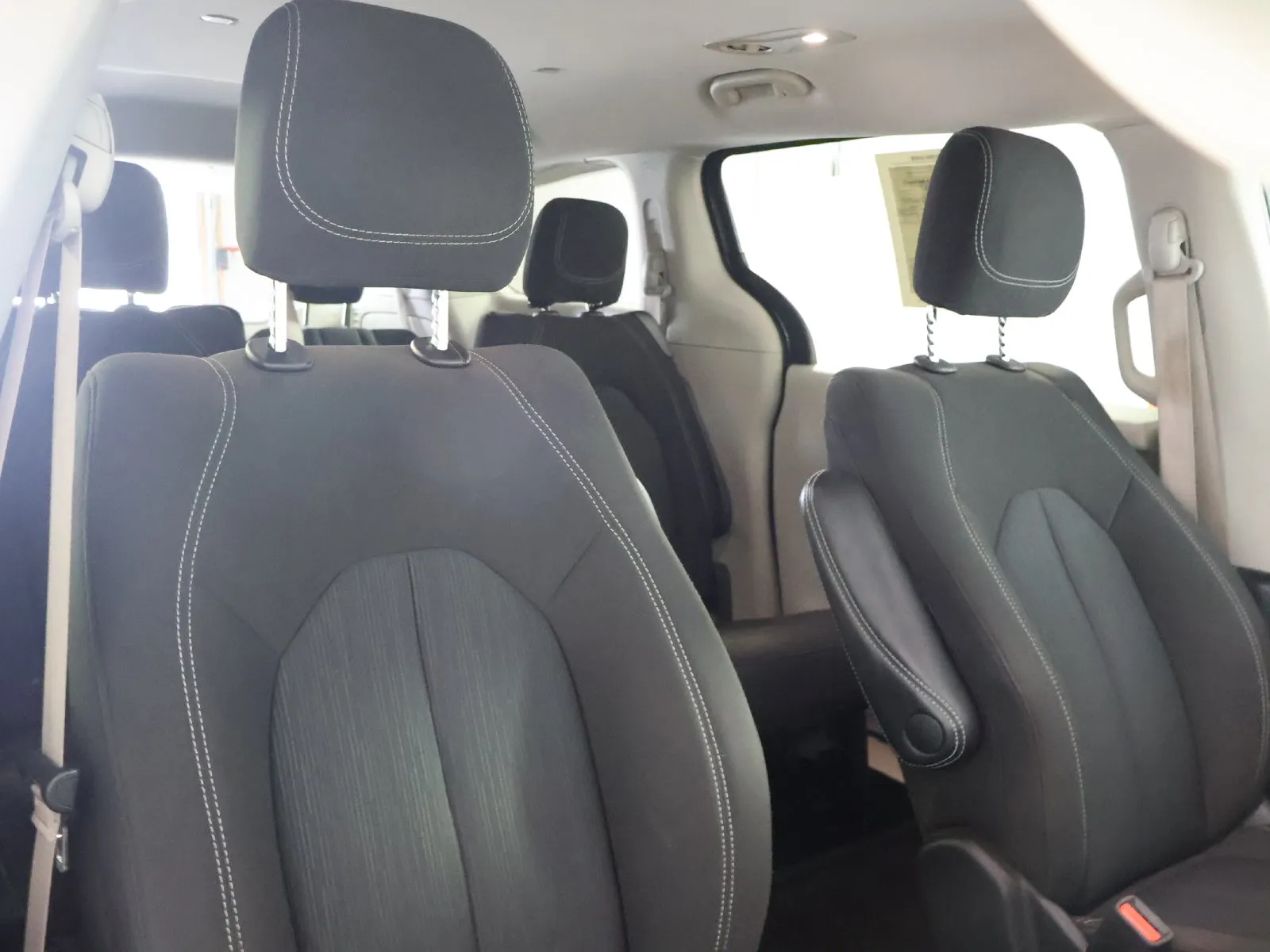 Chrysler Voyager photo 52