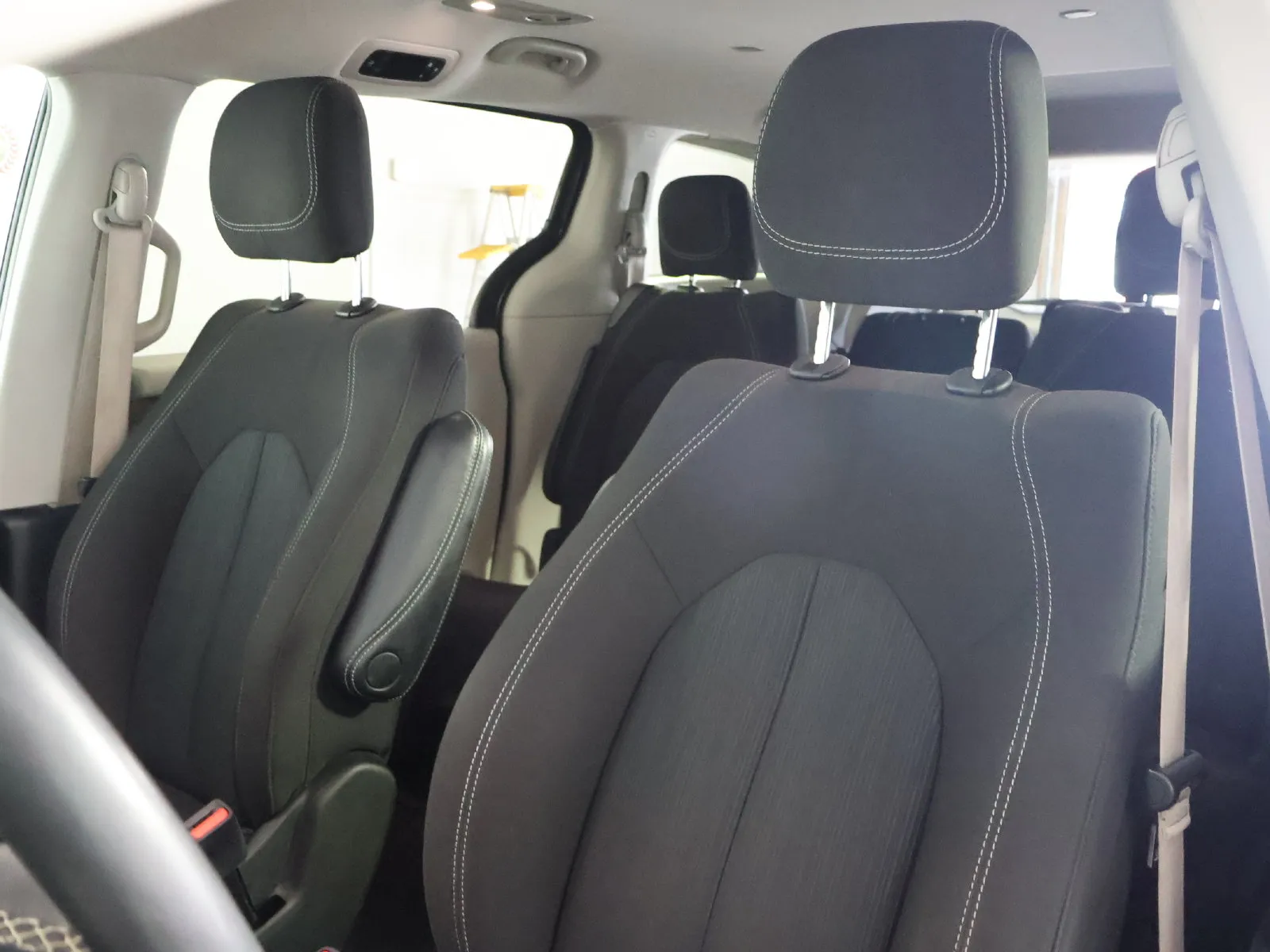 Chrysler Voyager photo 24