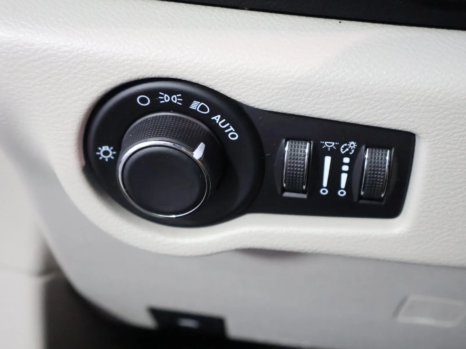 Chrysler Voyager photo 27
